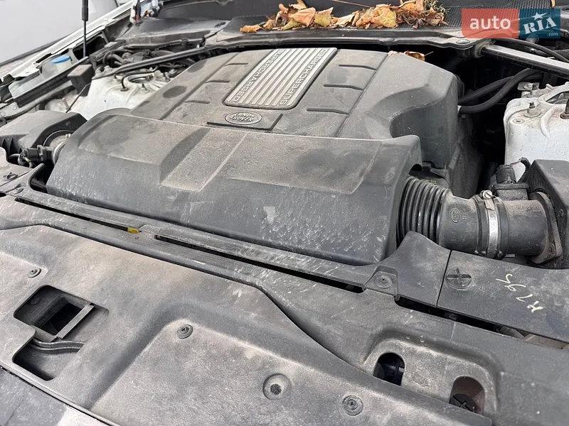 Land Rover Discovery 2017 VIN SALRRBBV6HA005509 фото оголошення 35 з 79