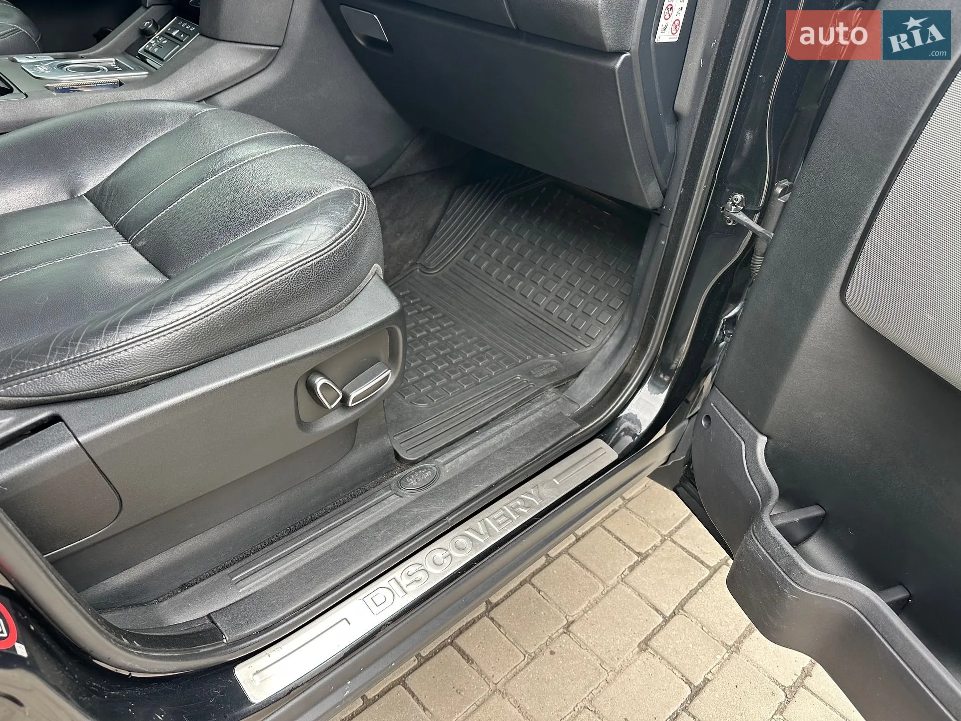 2015 Land Rover Discovery - мініатюра 38