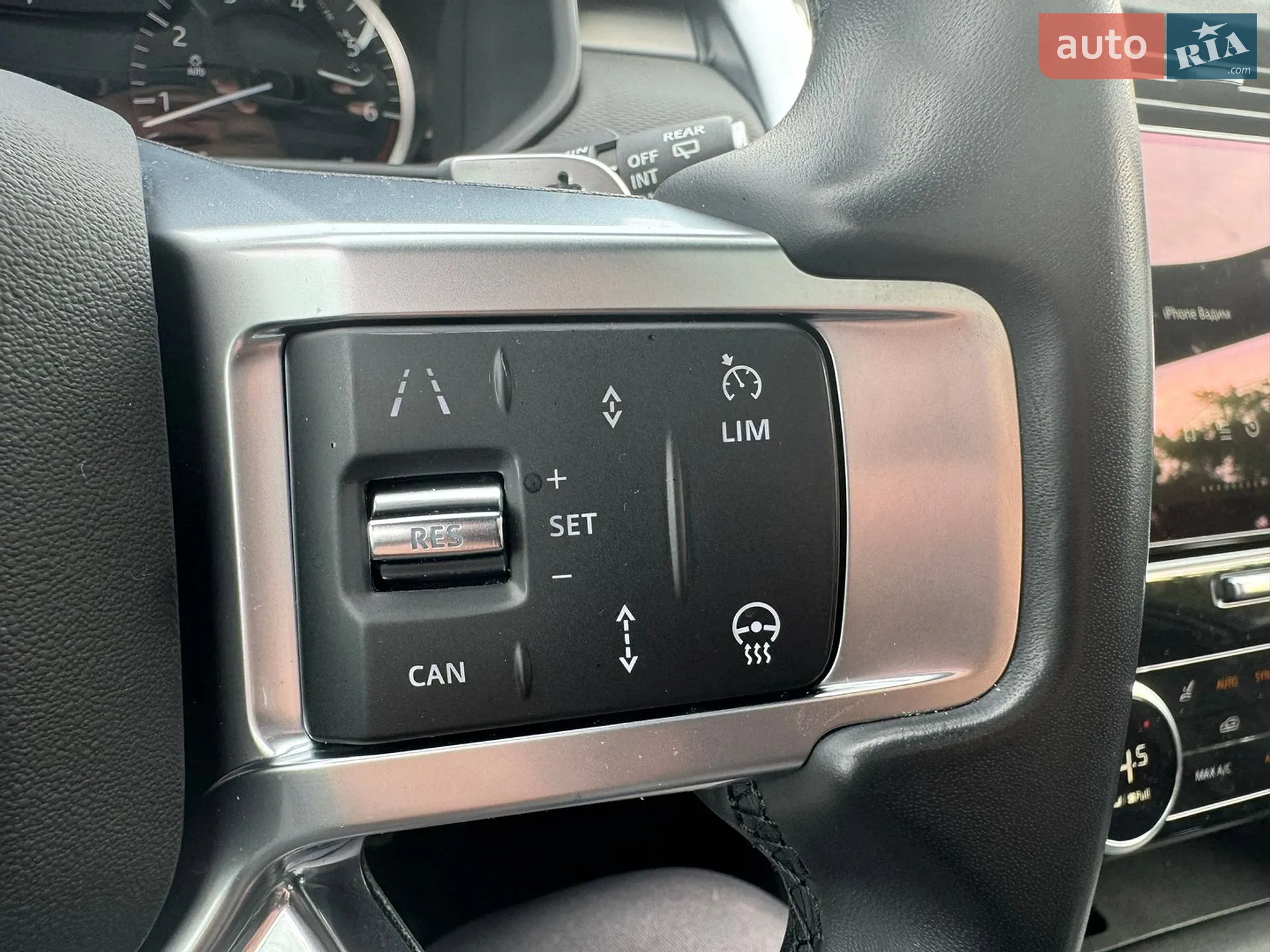 2023 Land Rover Discovery - мініатюра 38