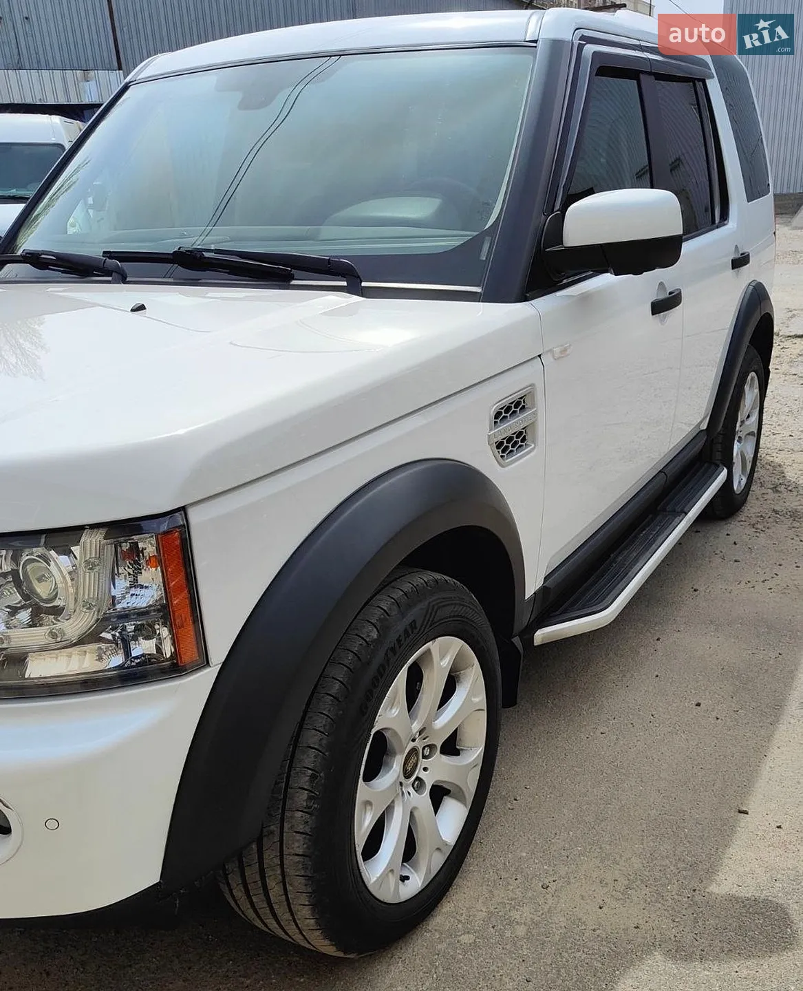 2013 Land Rover Discovery - мініатюра 2