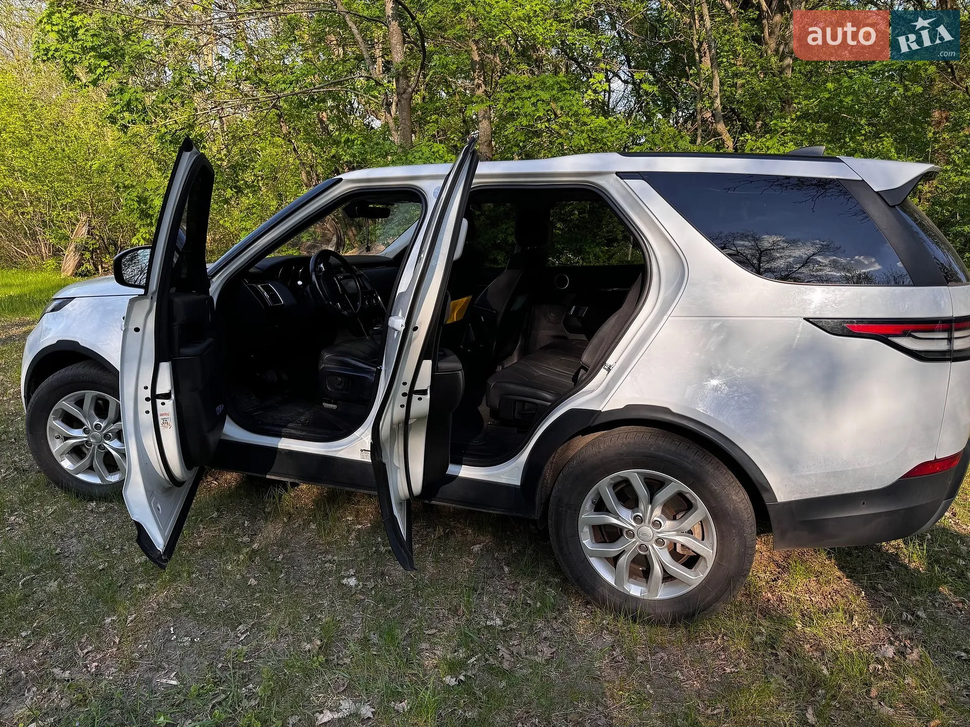 2019 Land Rover Discovery - мініатюра 12