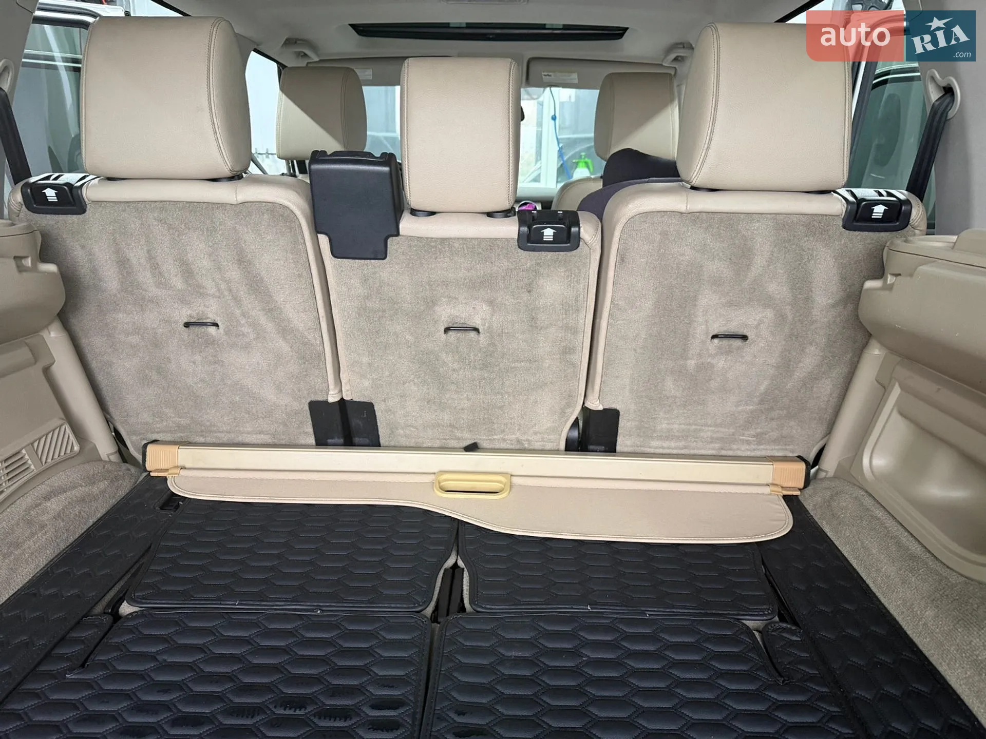 2015 Land Rover Discovery - мініатюра 38