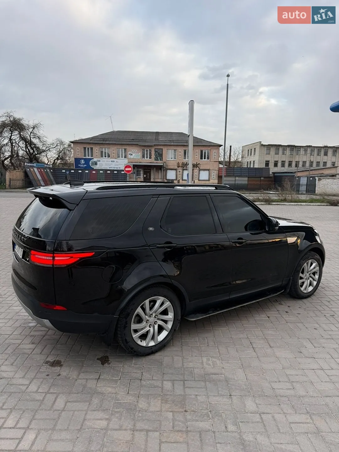 2017 Land Rover Discovery - мініатюра 11