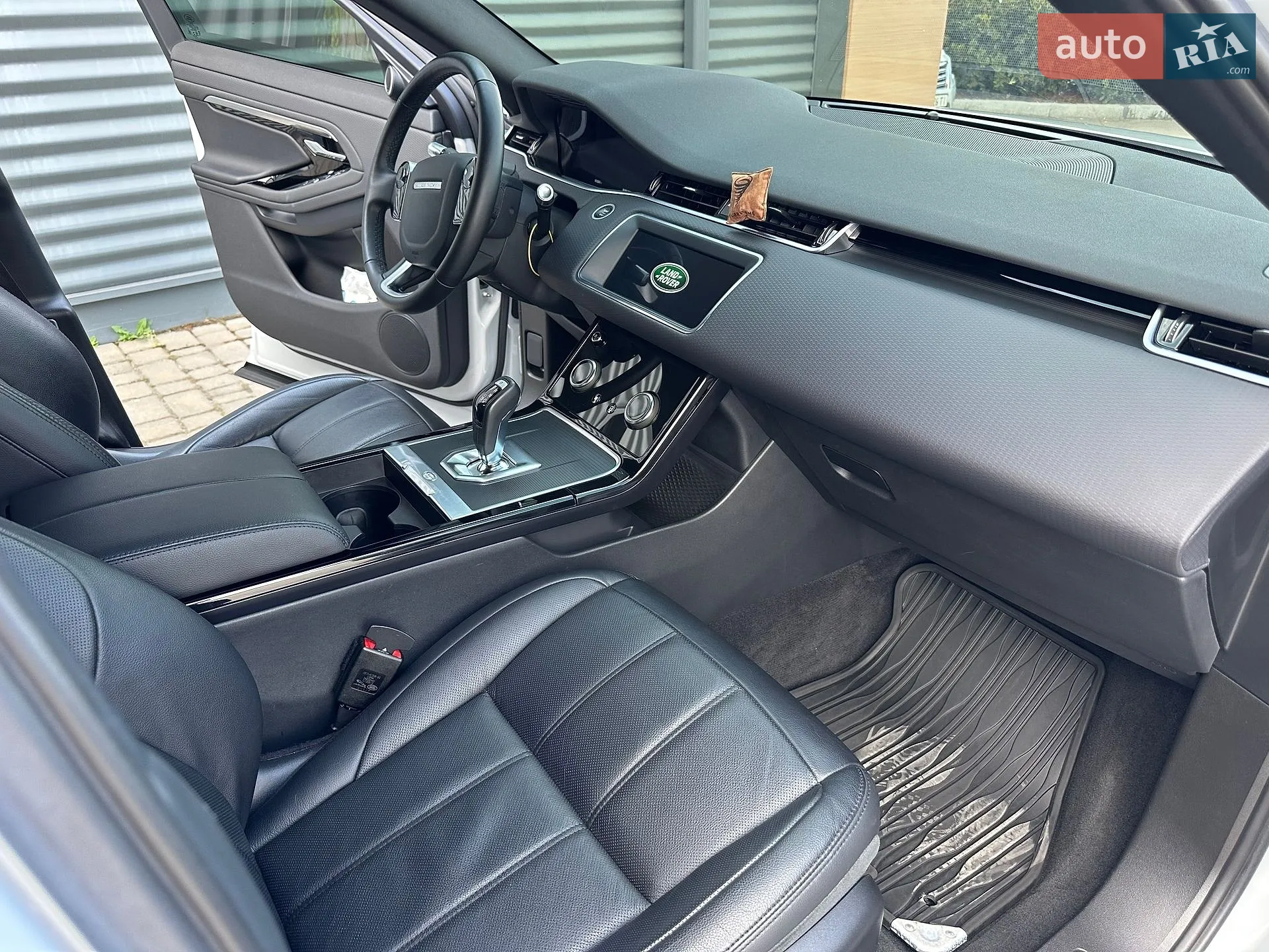 2019 Land Rover Range Rover Evoque - мініатюра 29