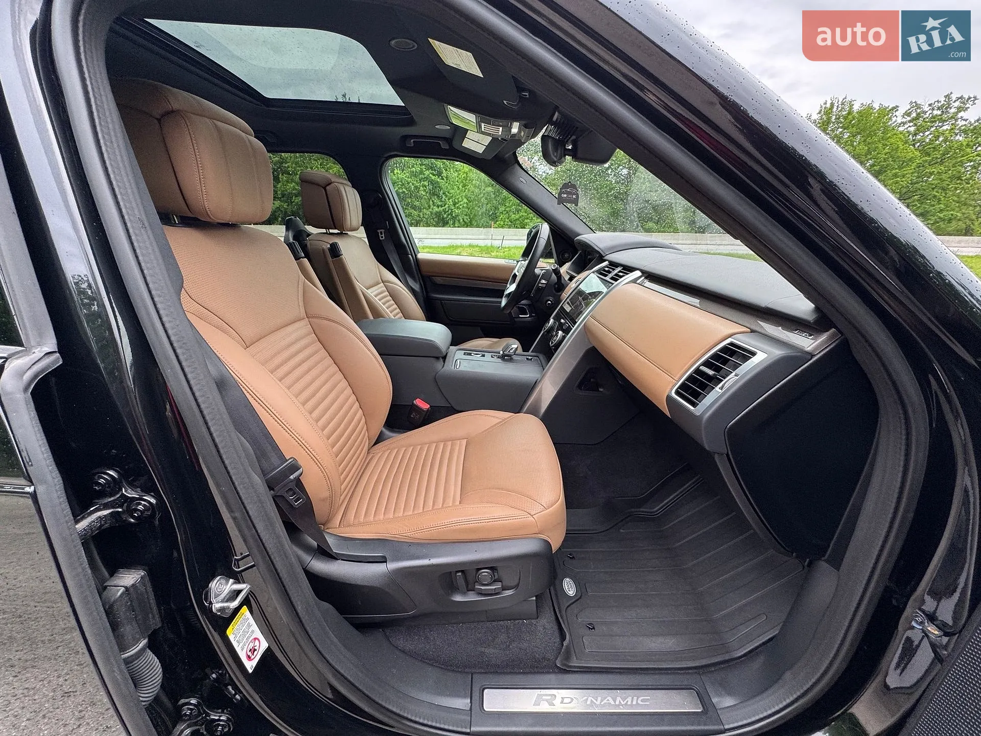 2023 Land Rover Discovery - мініатюра 28