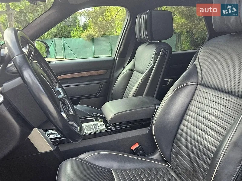 Land Rover Discovery 2017 VIN SALRHBBV5HA020831 фото оголошення 33 з 78