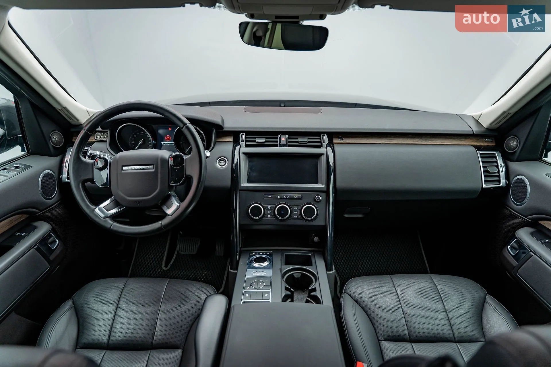 2018 Land Rover Discovery - мініатюра 13