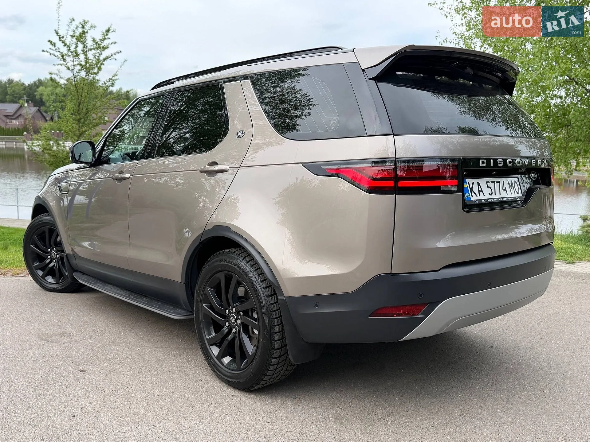 2021 Land Rover Discovery - мініатюра 6