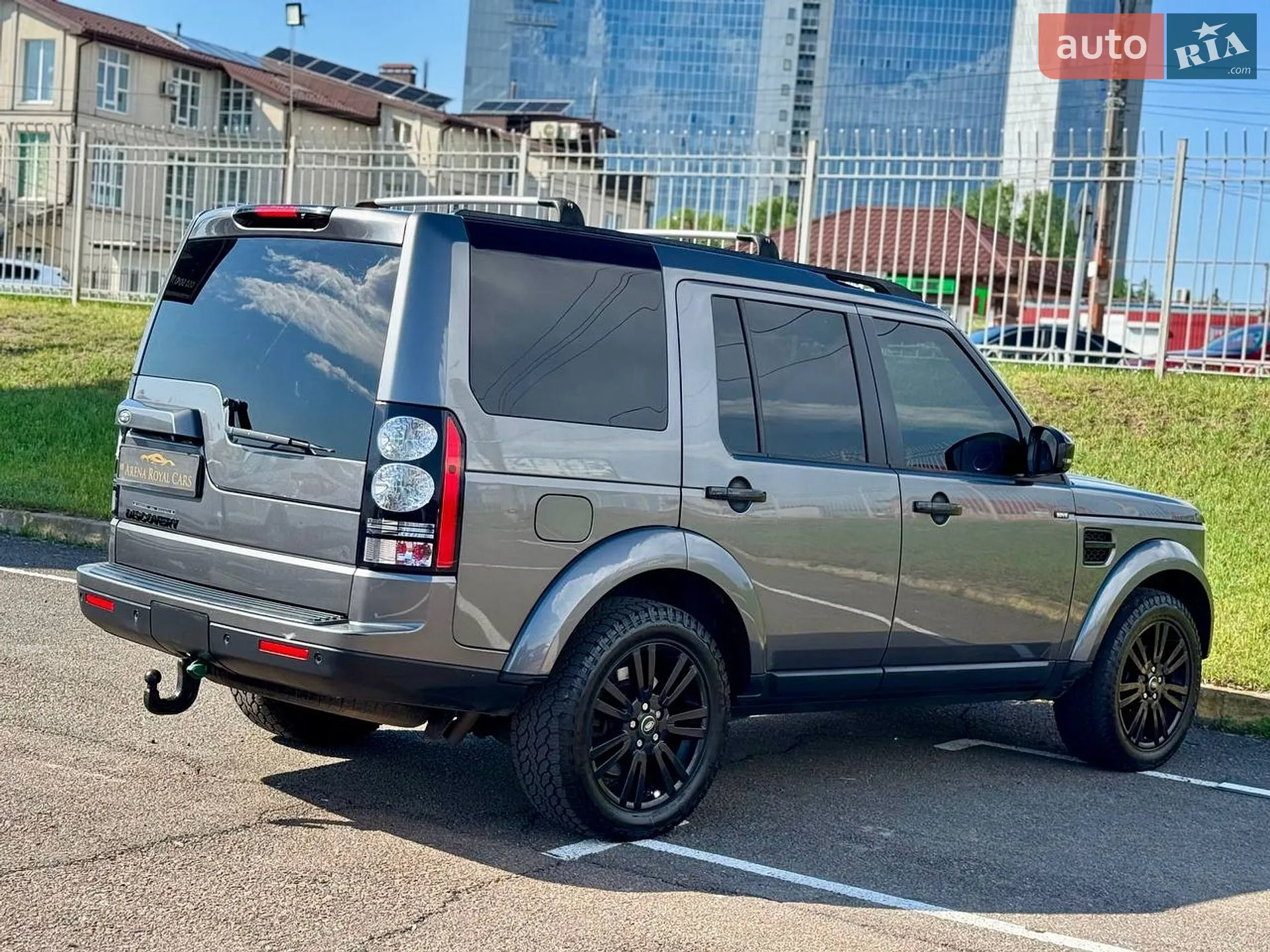 2016 Land Rover Discovery - мініатюра 17
