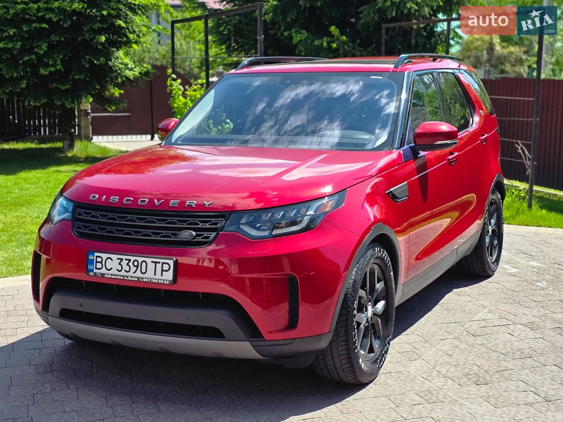 2017 Land Rover Discovery - мініатюра 2