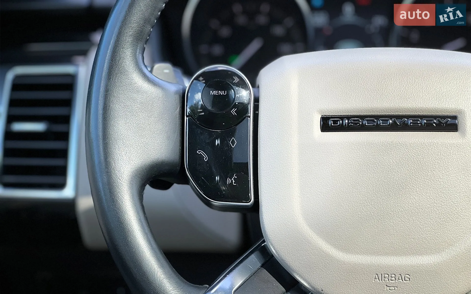 2018 Land Rover Discovery - мініатюра 12