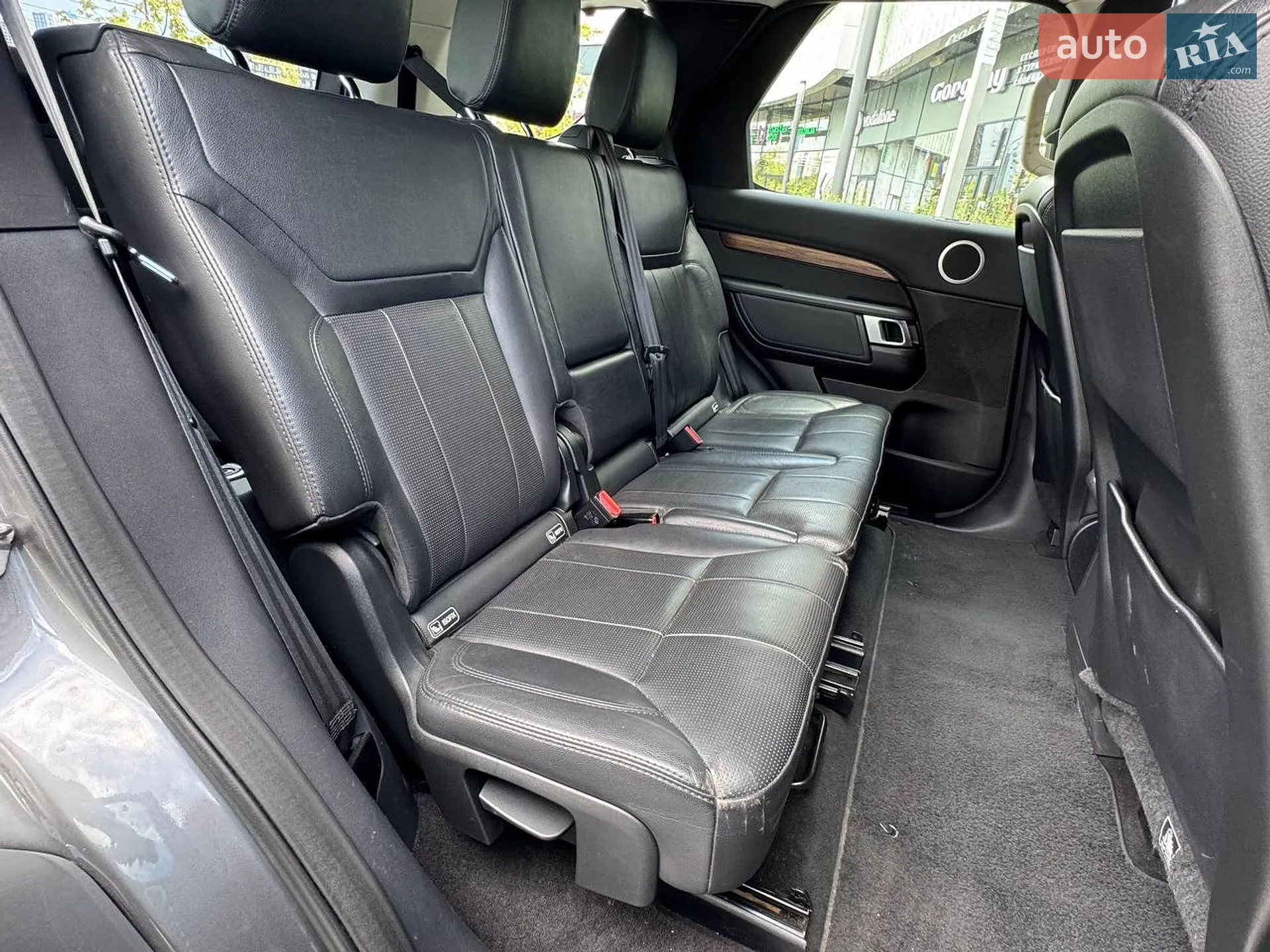 2017 Land Rover Discovery - мініатюра 10