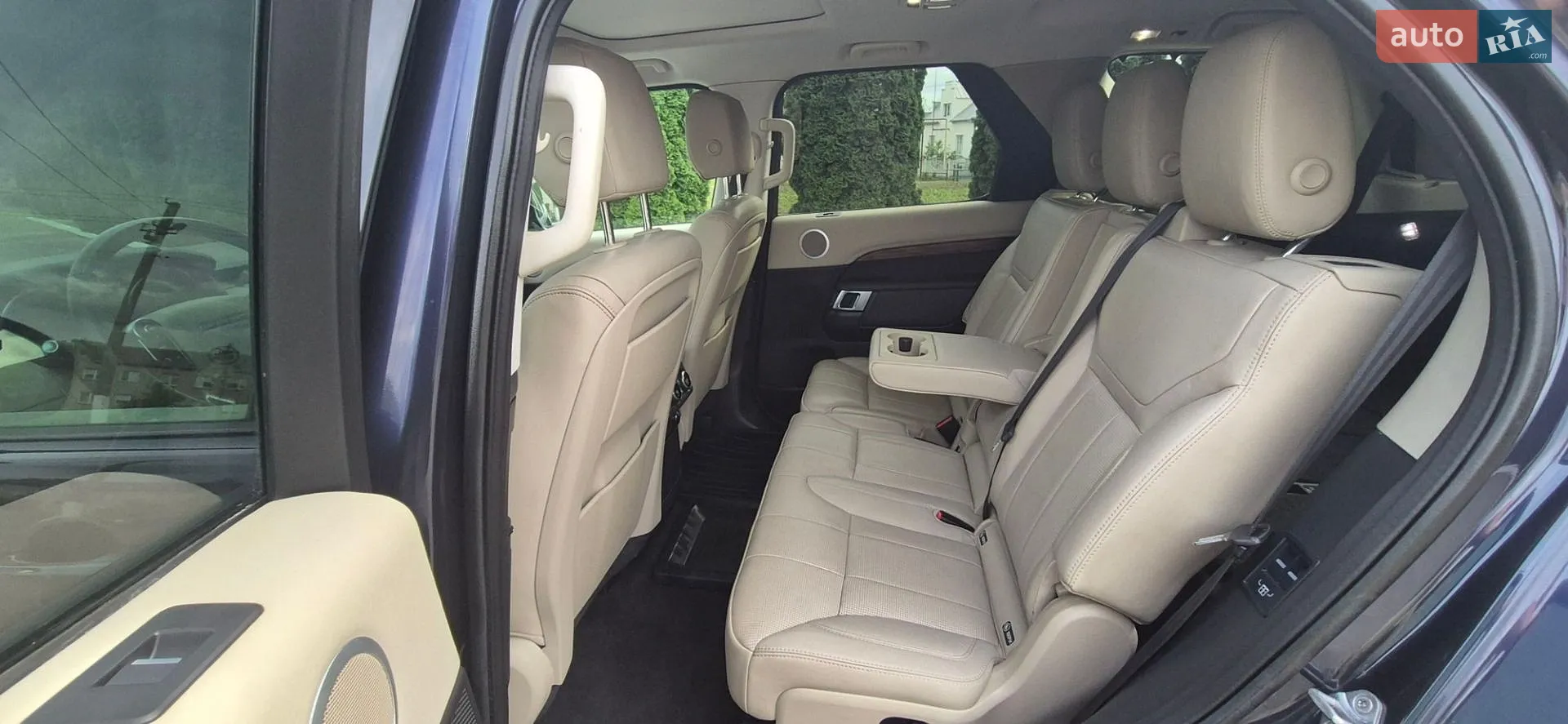 2017 Land Rover Discovery - мініатюра 20