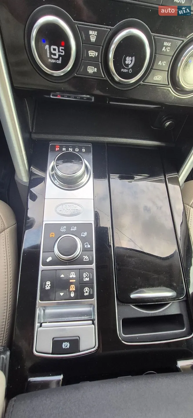 2017 Land Rover Discovery - мініатюра 36