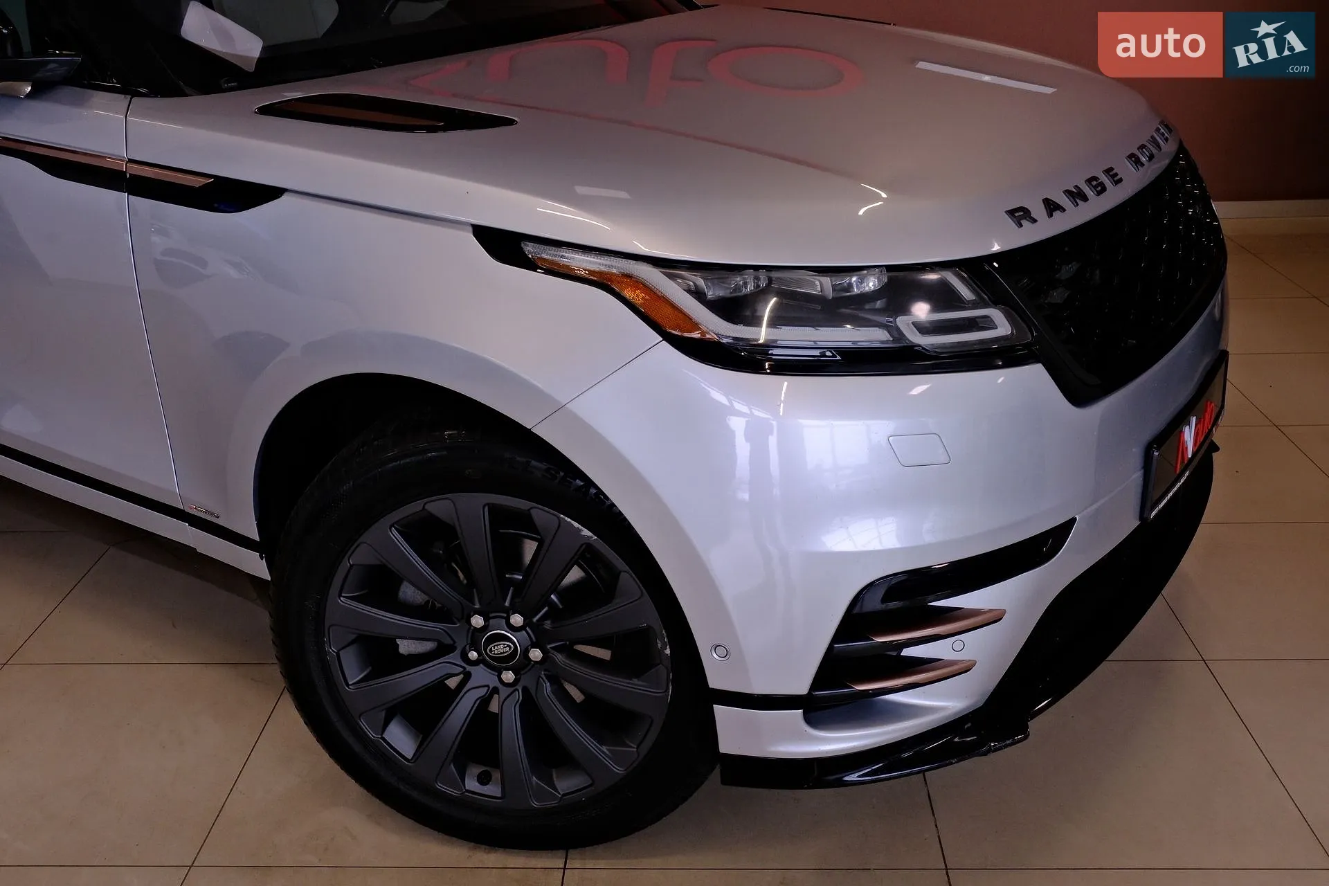 2018 Land Rover Discovery - мініатюра 7