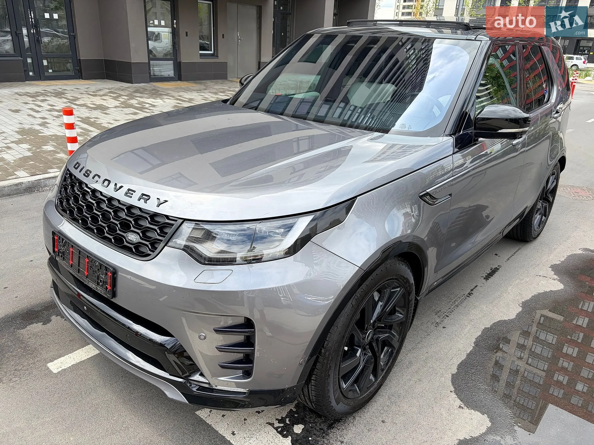 2021 Land Rover Discovery - мініатюра 36