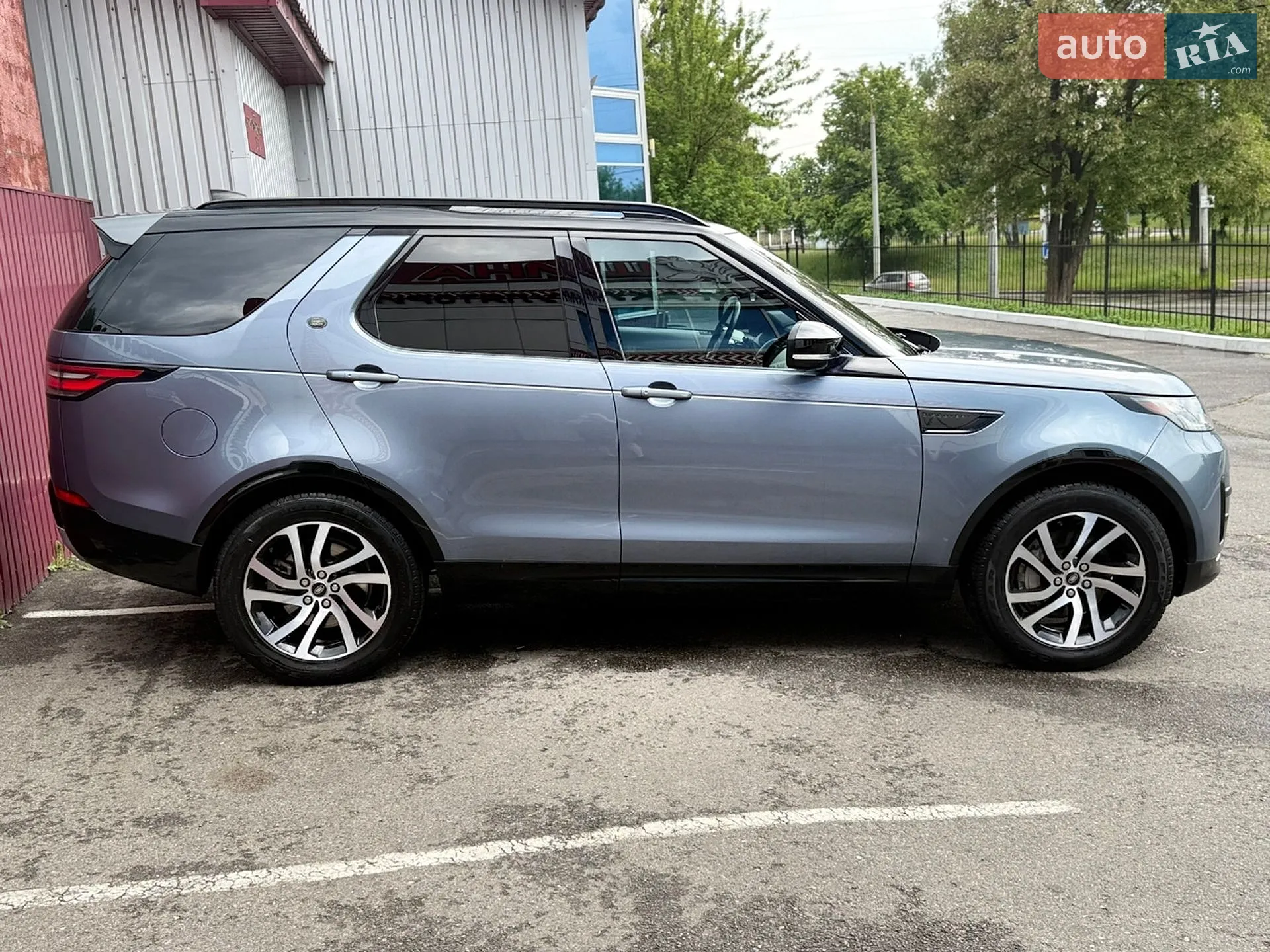 2018 Land Rover Discovery - мініатюра 5