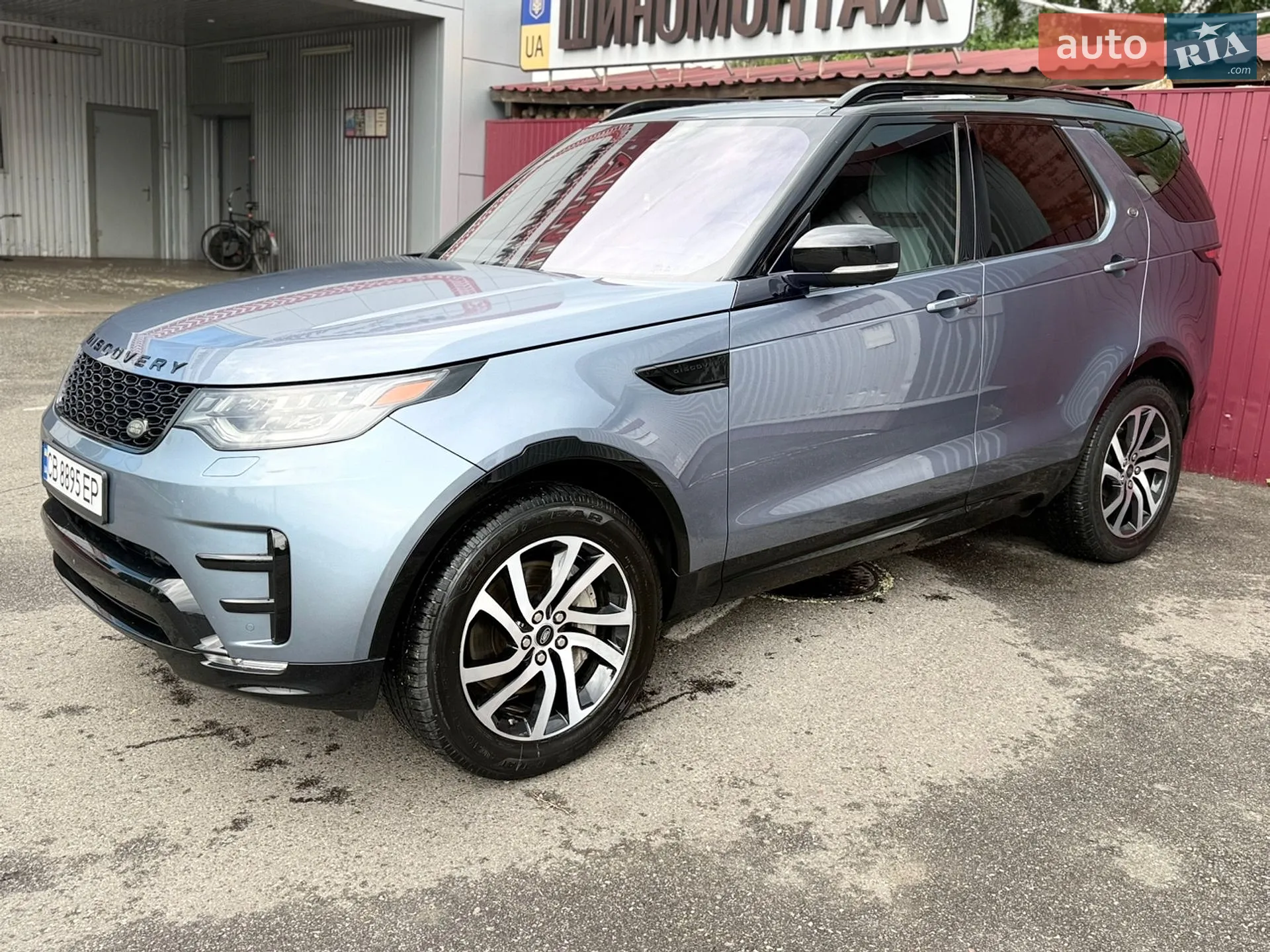 2018 Land Rover Discovery - мініатюра 11