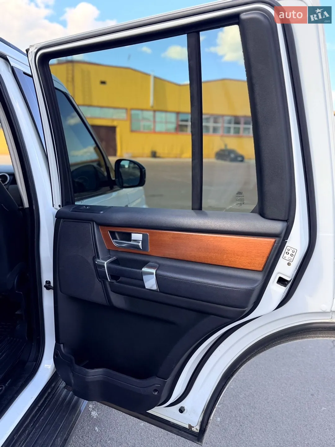 2012 Land Rover Discovery - мініатюра 13