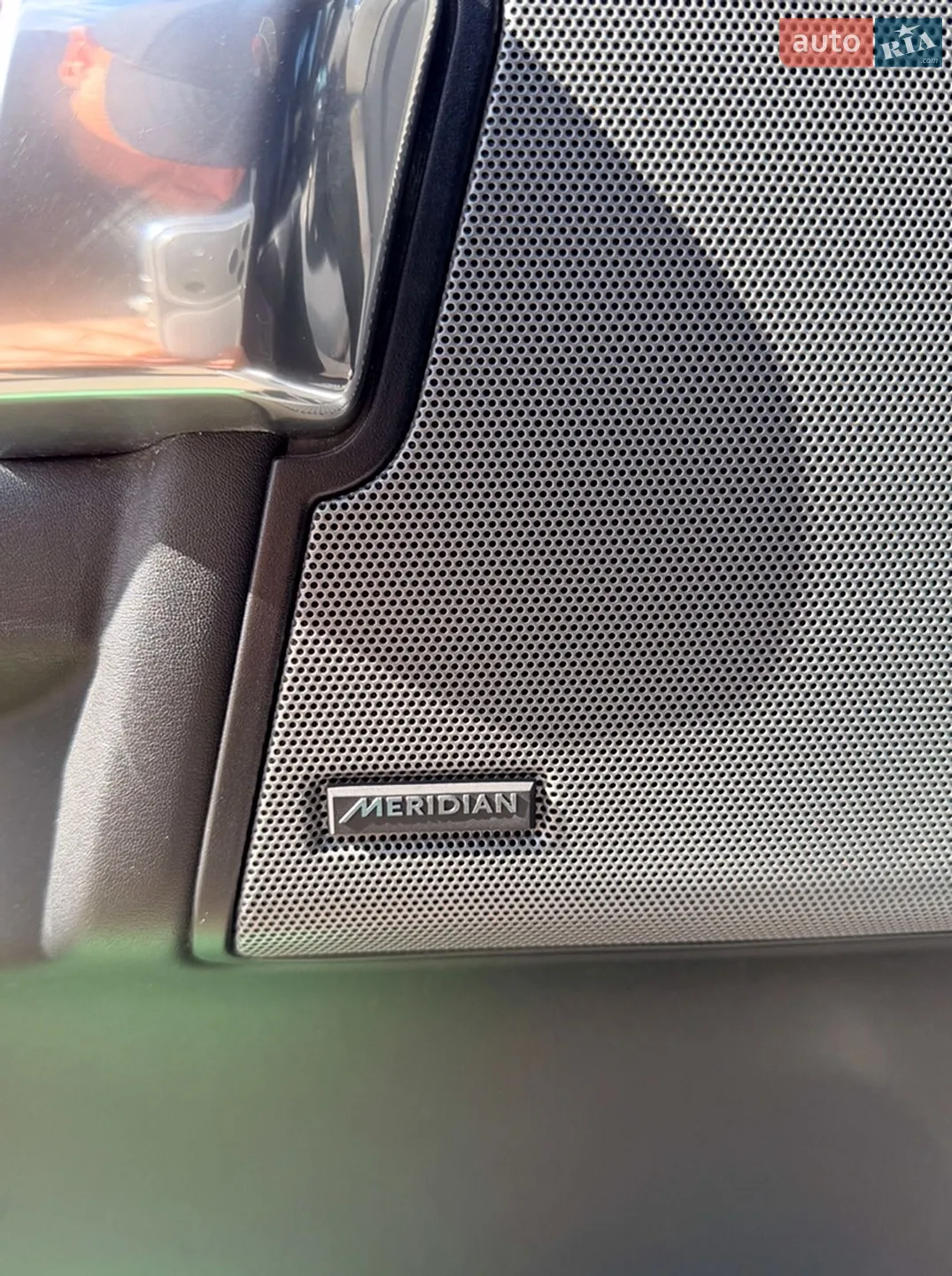 2012 Land Rover Discovery - мініатюра 16
