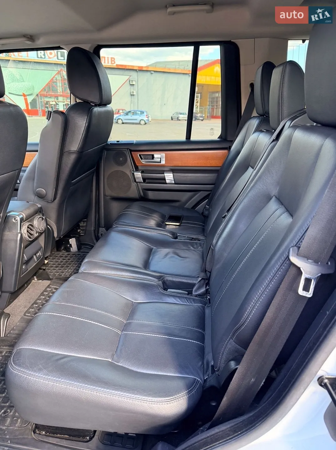 2012 Land Rover Discovery - мініатюра 29