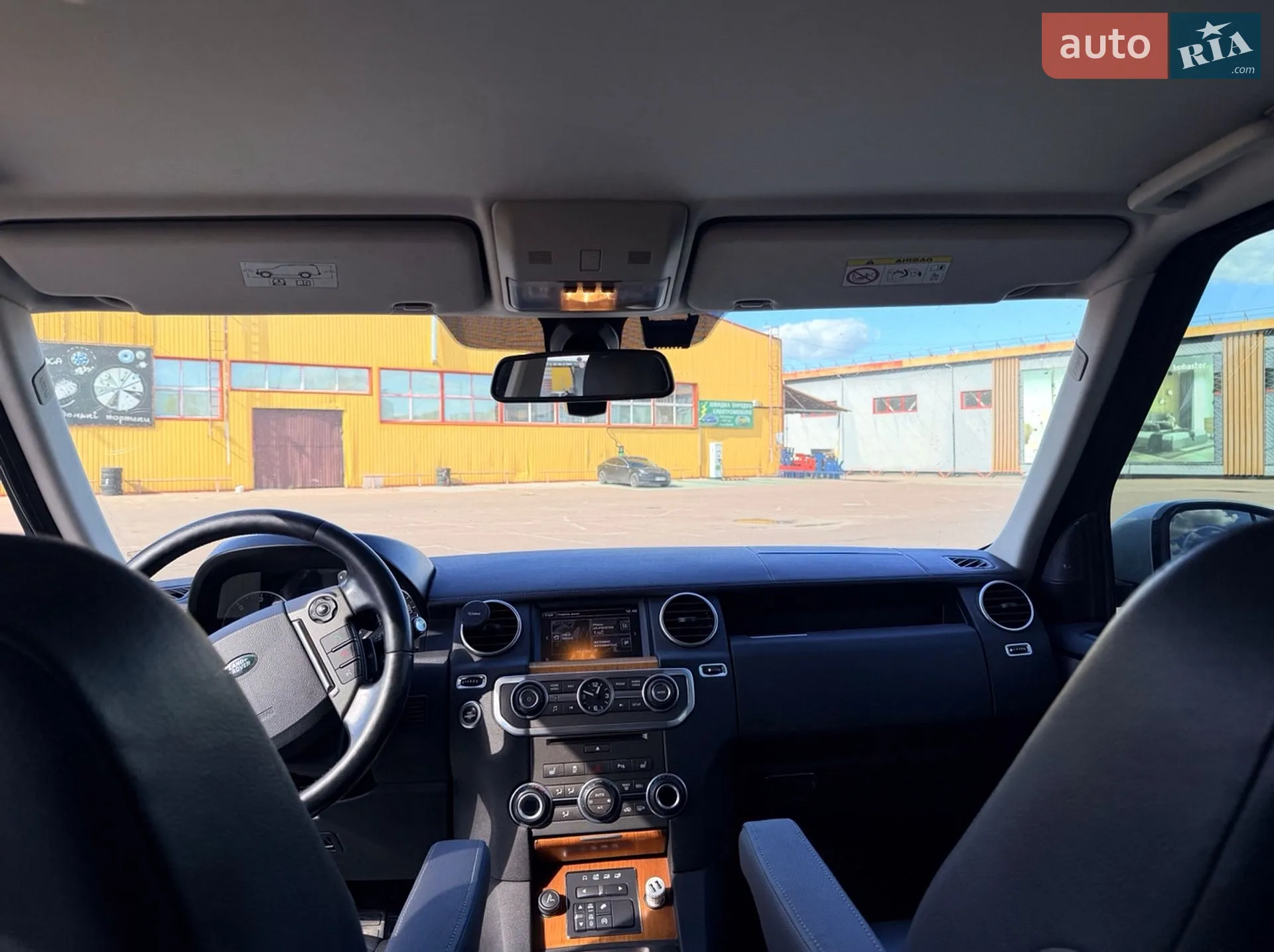 2012 Land Rover Discovery - мініатюра 31