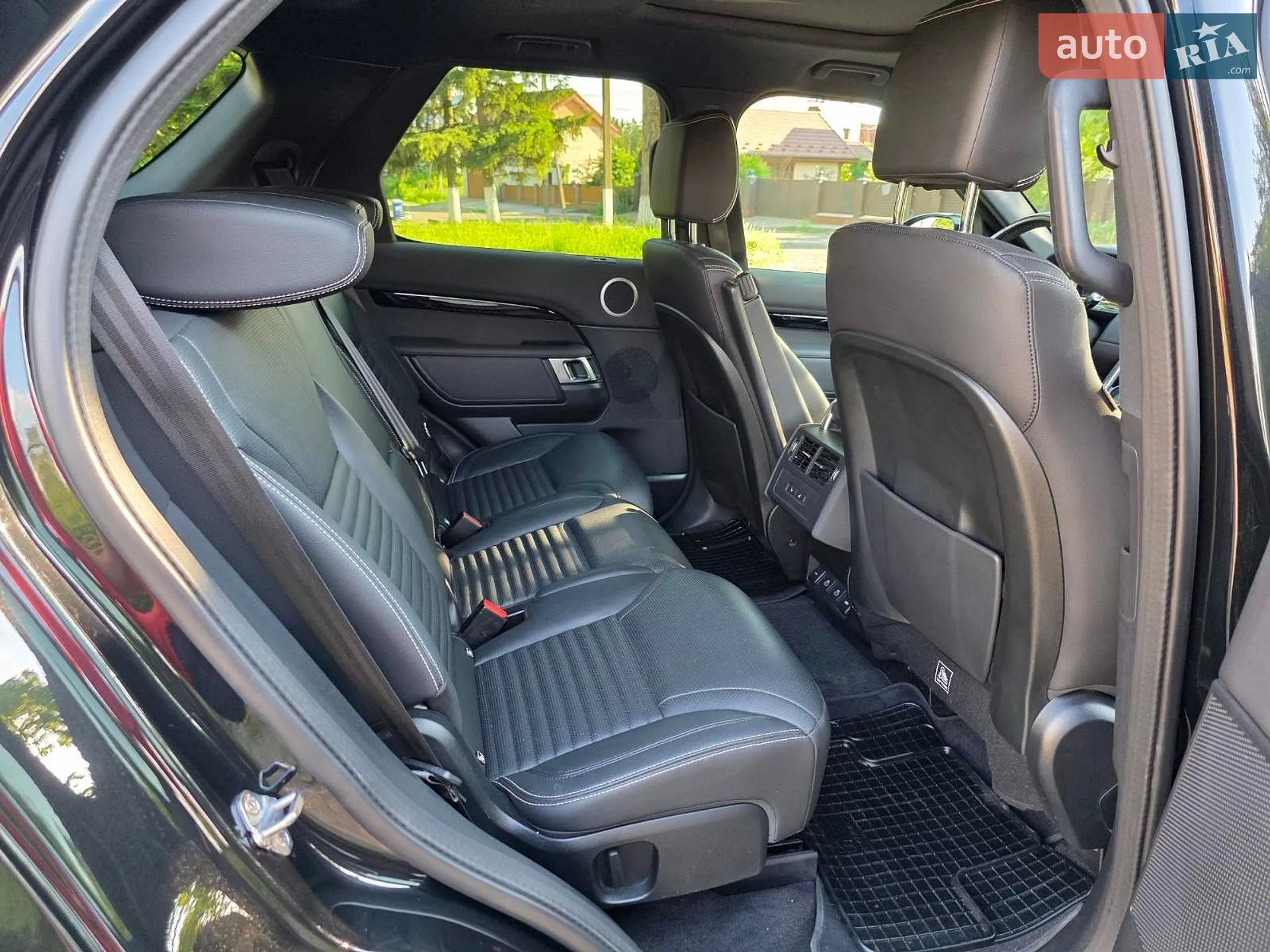 2021 Land Rover Discovery - мініатюра 35