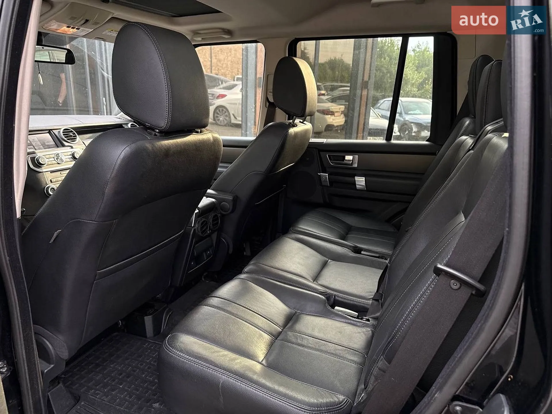 2013 Land Rover Discovery - мініатюра 17