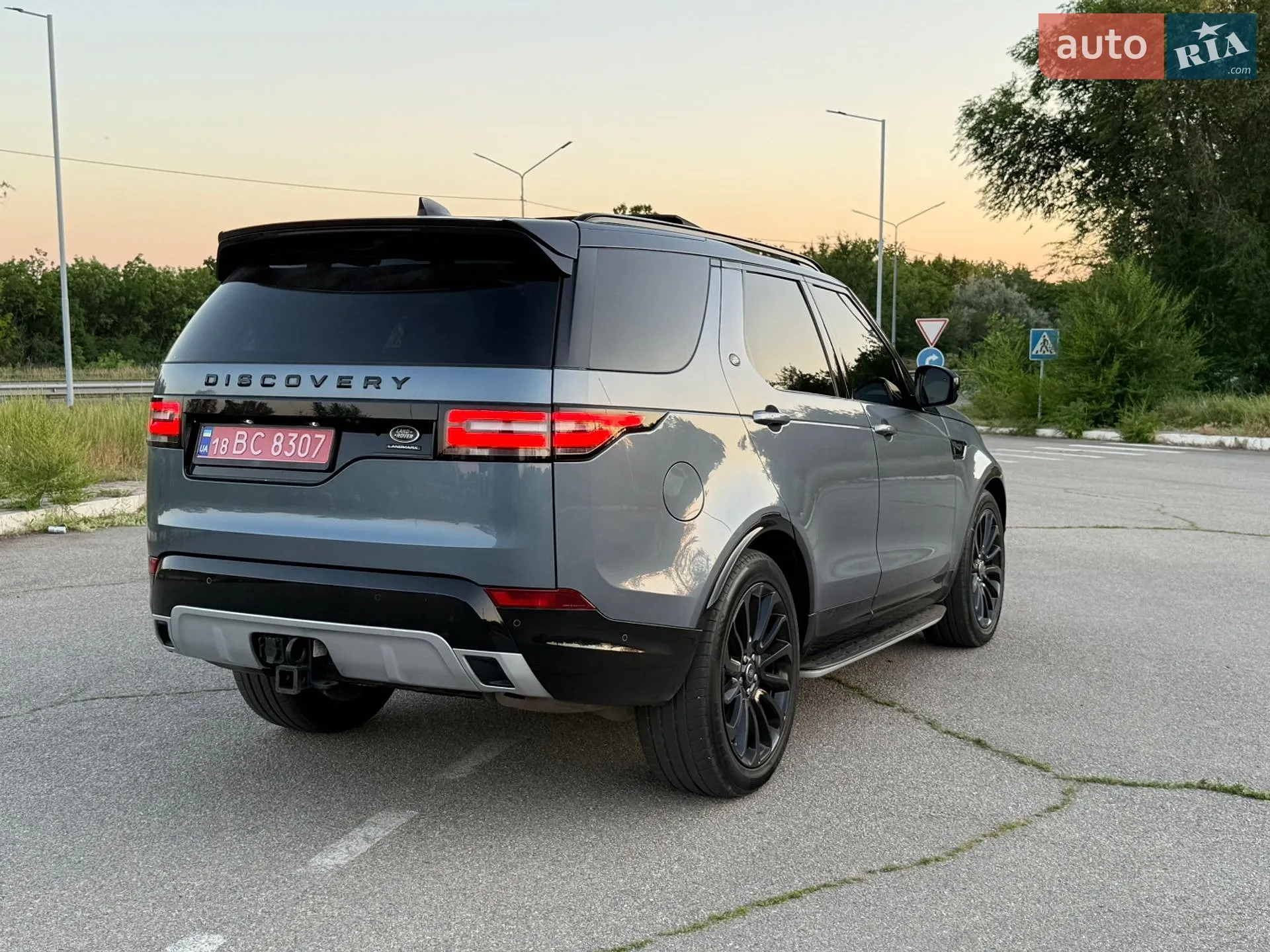 2019 Land Rover Discovery - мініатюра 7