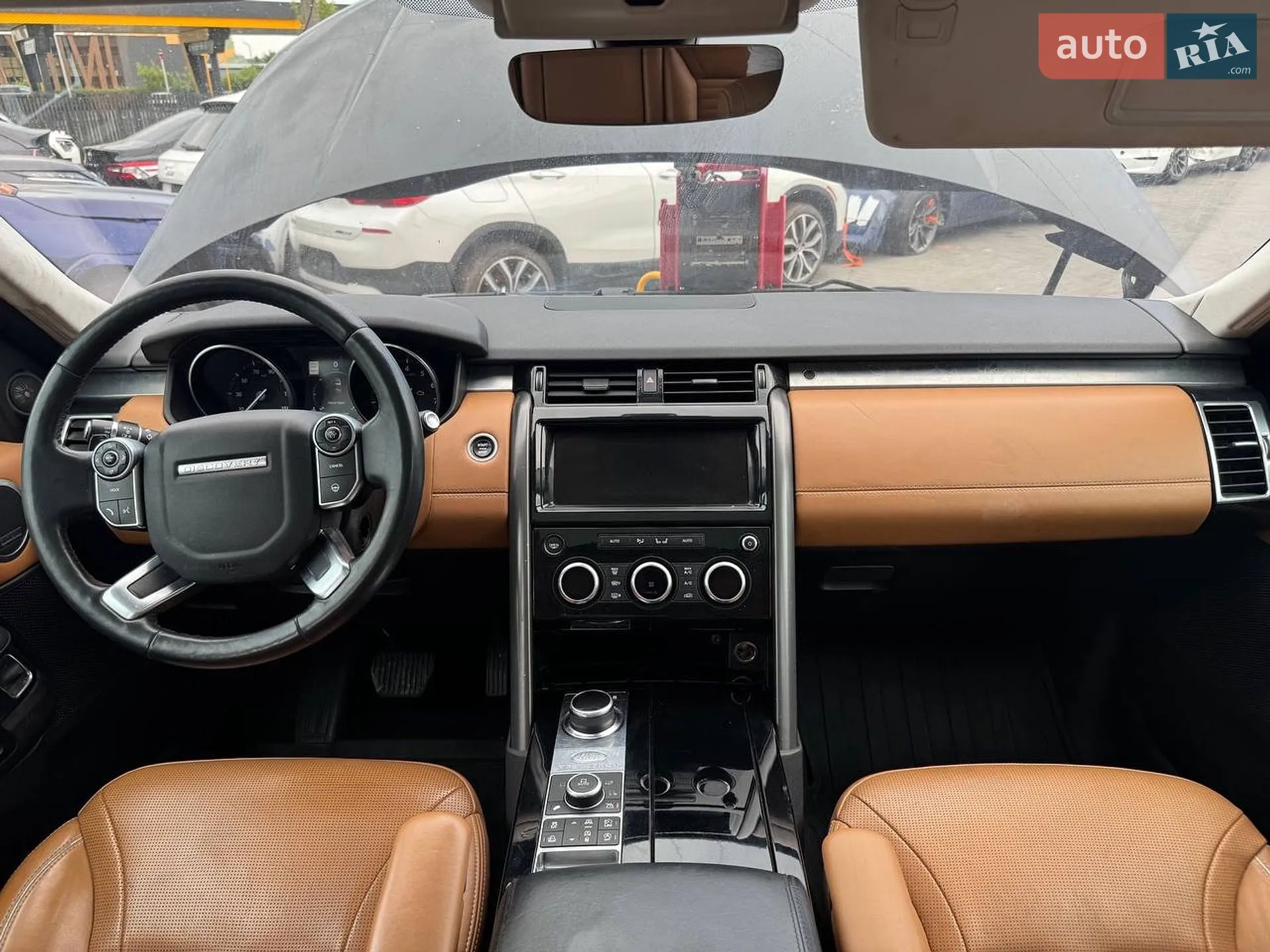 2017 Land Rover Discovery - мініатюра 10