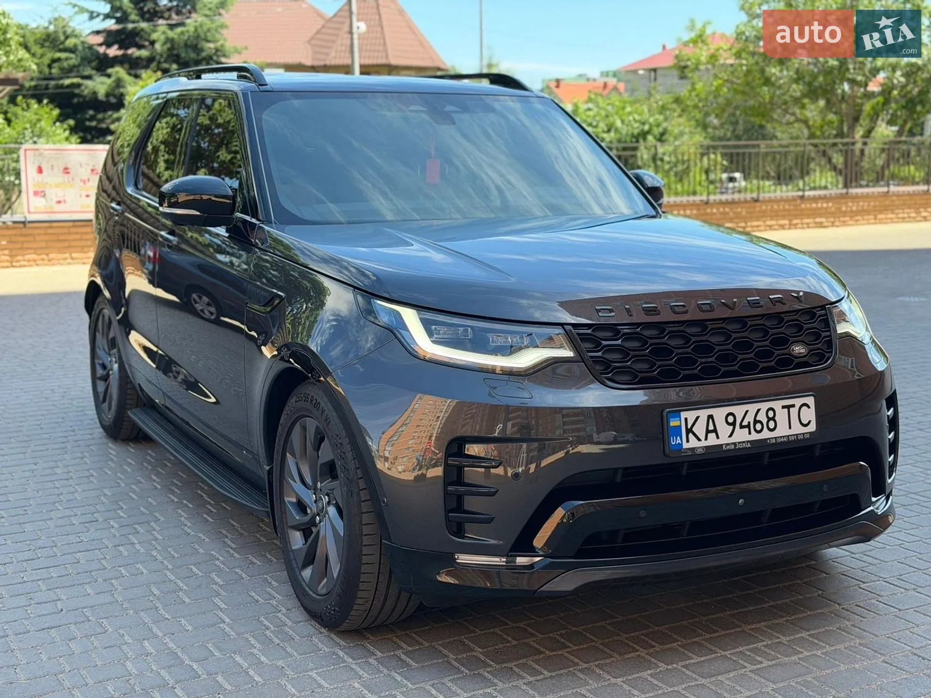 2021 Land Rover Discovery - мініатюра 10