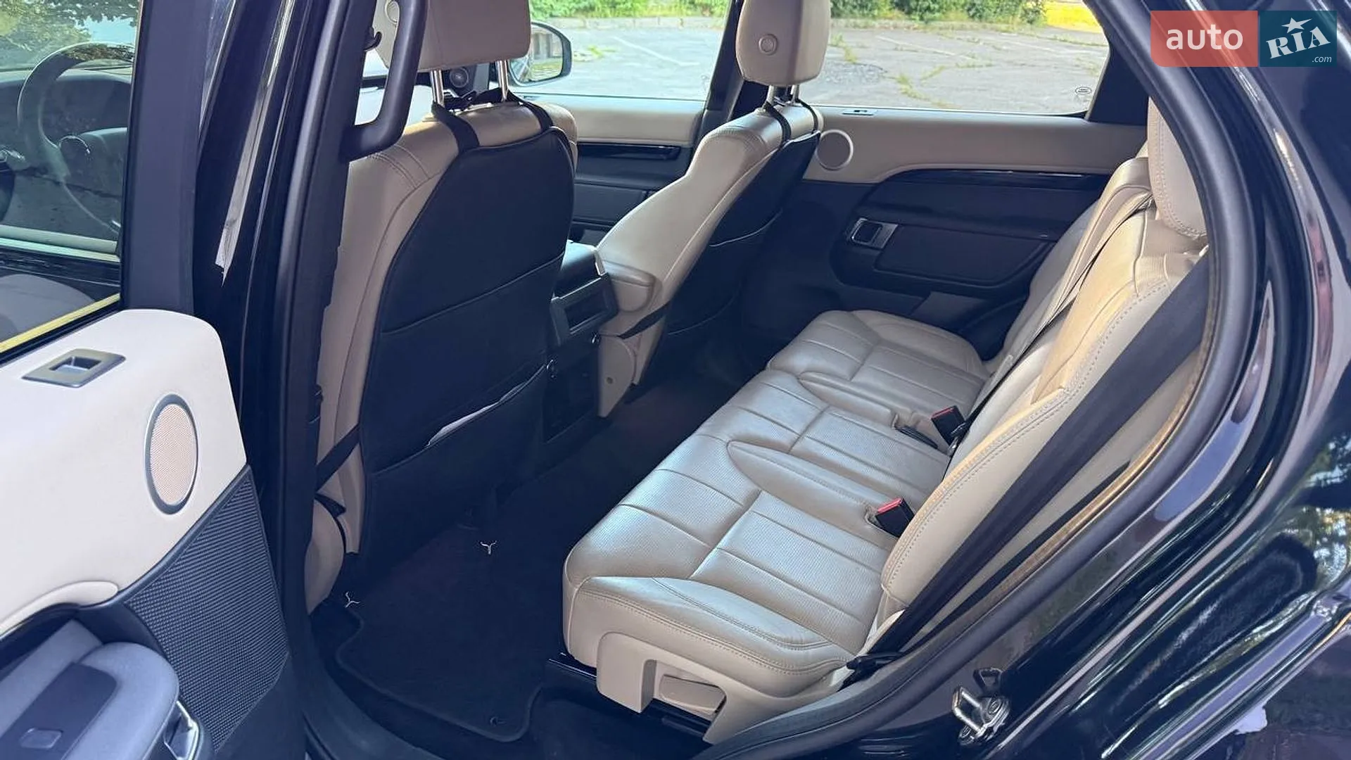 2019 Land Rover Discovery - мініатюра 10