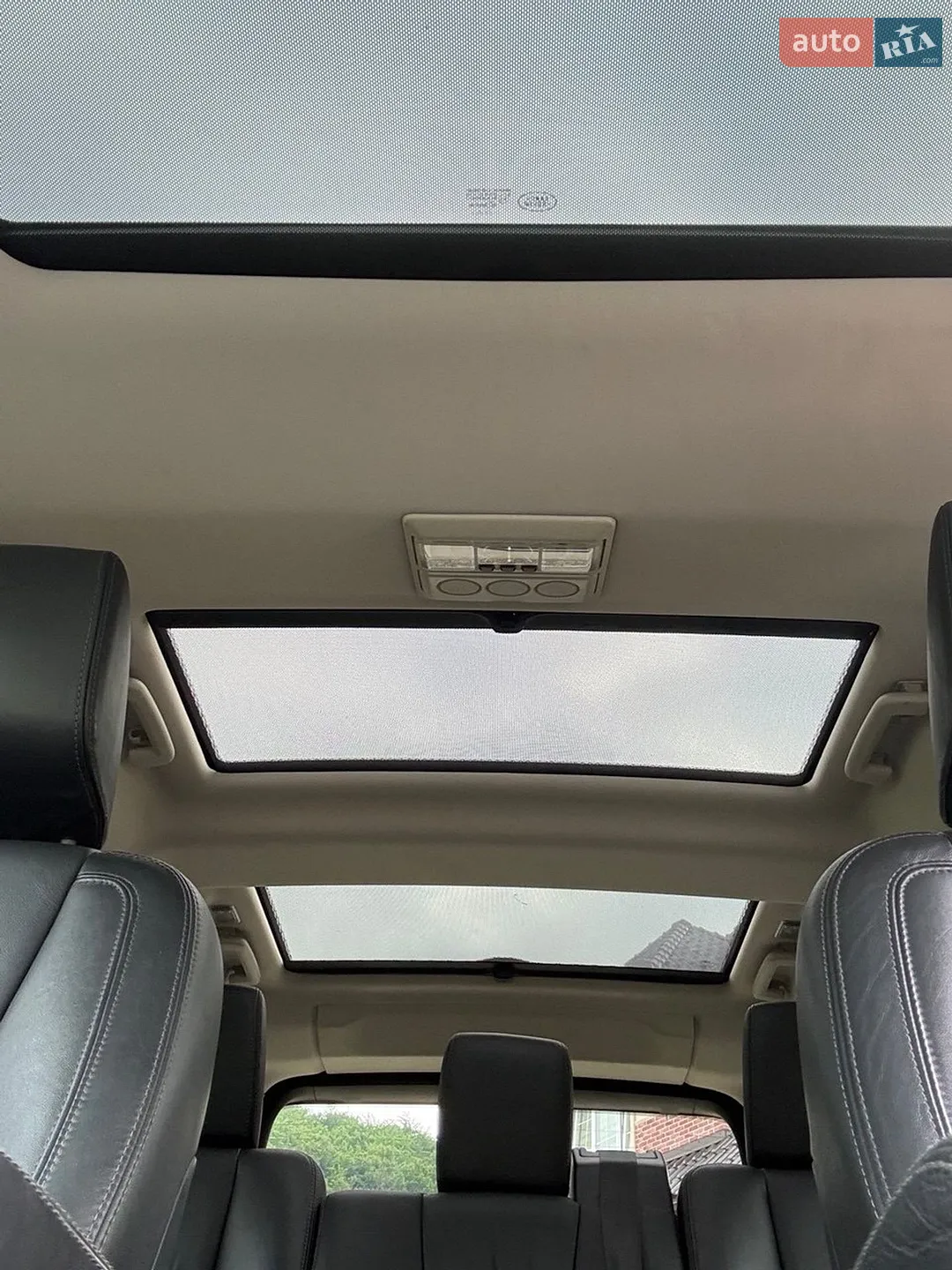 2012 Land Rover Discovery - мініатюра 8