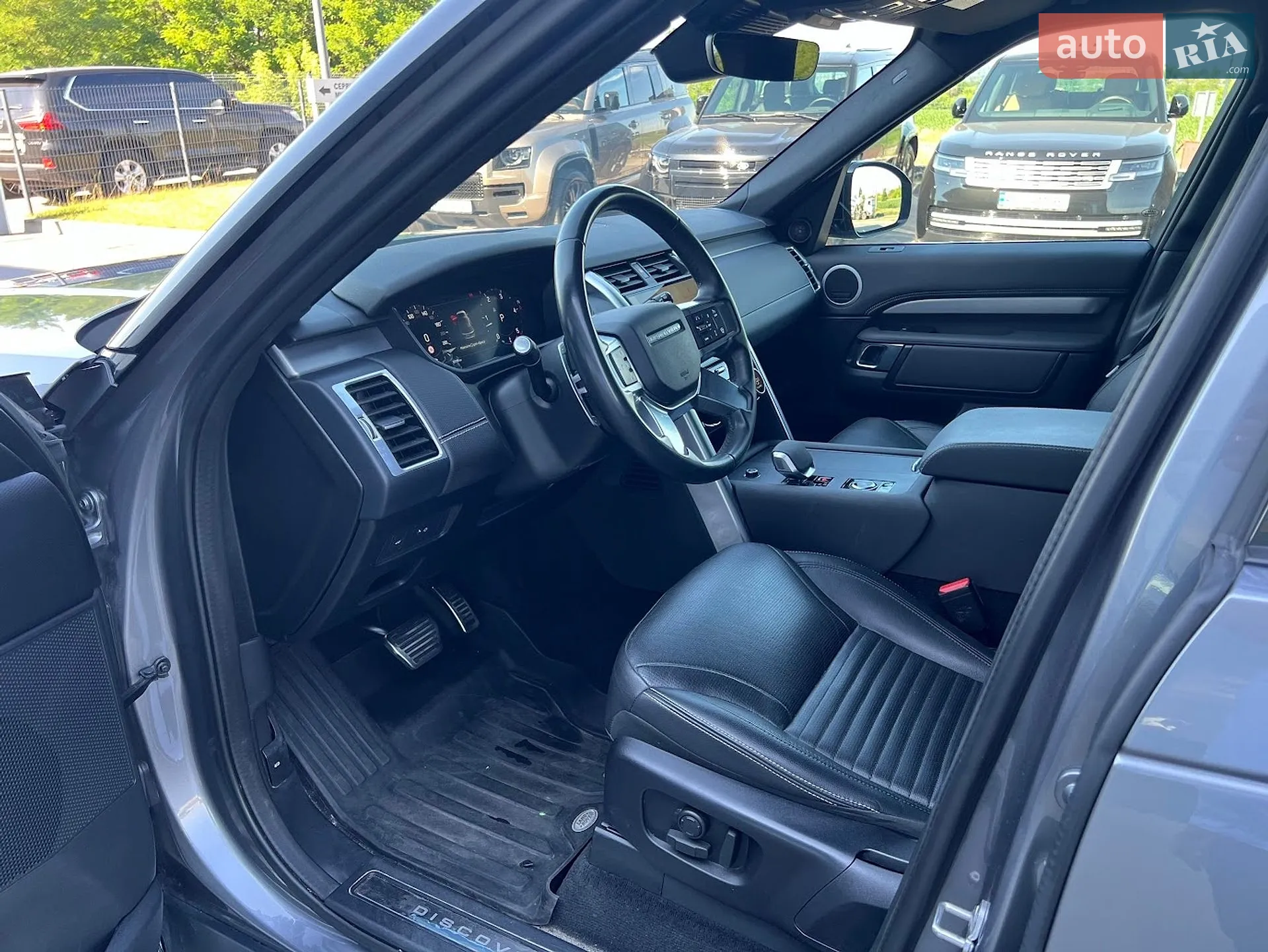 2023 Land Rover Discovery - мініатюра 9