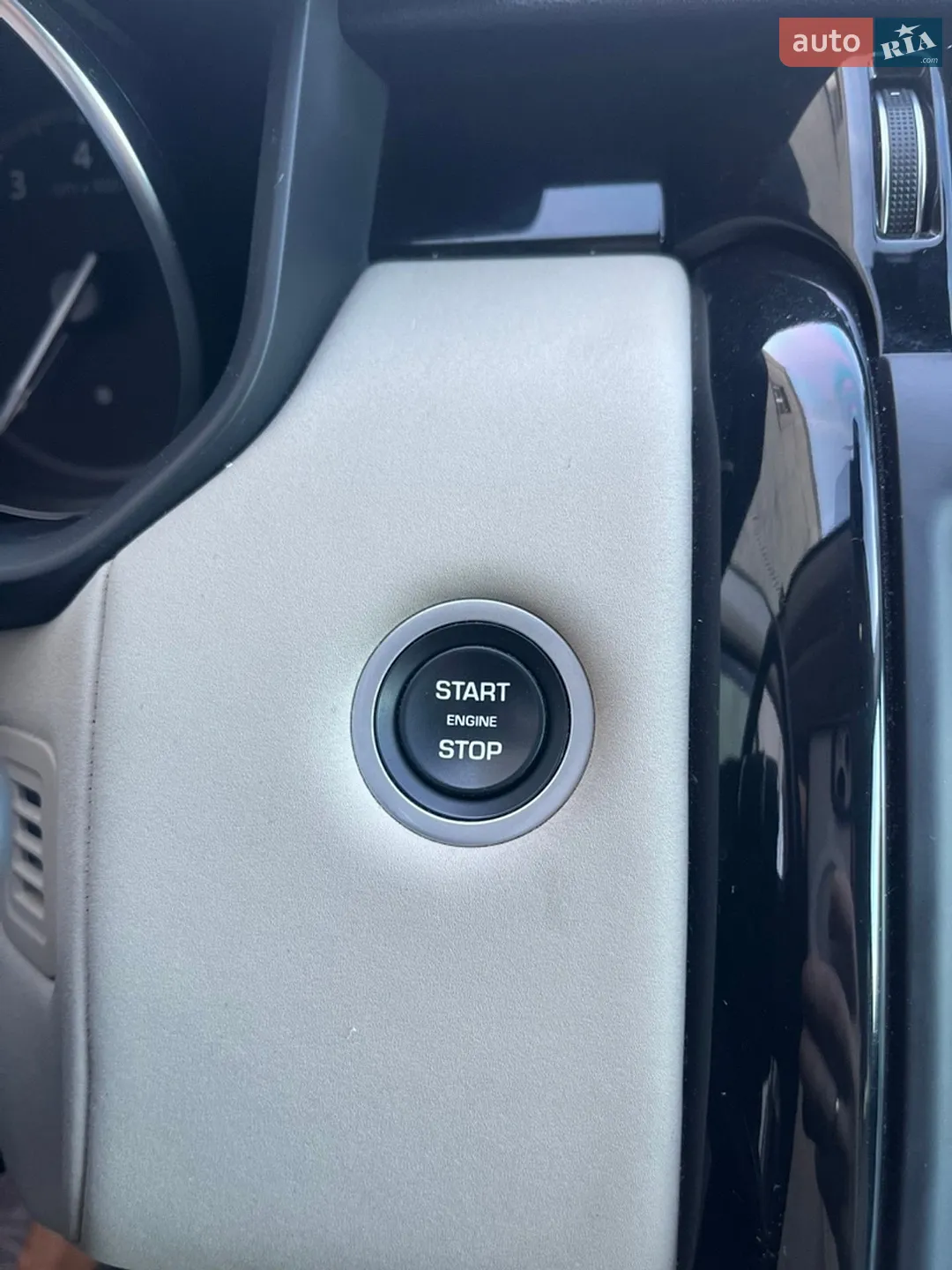 2020 Land Rover Discovery - мініатюра 12