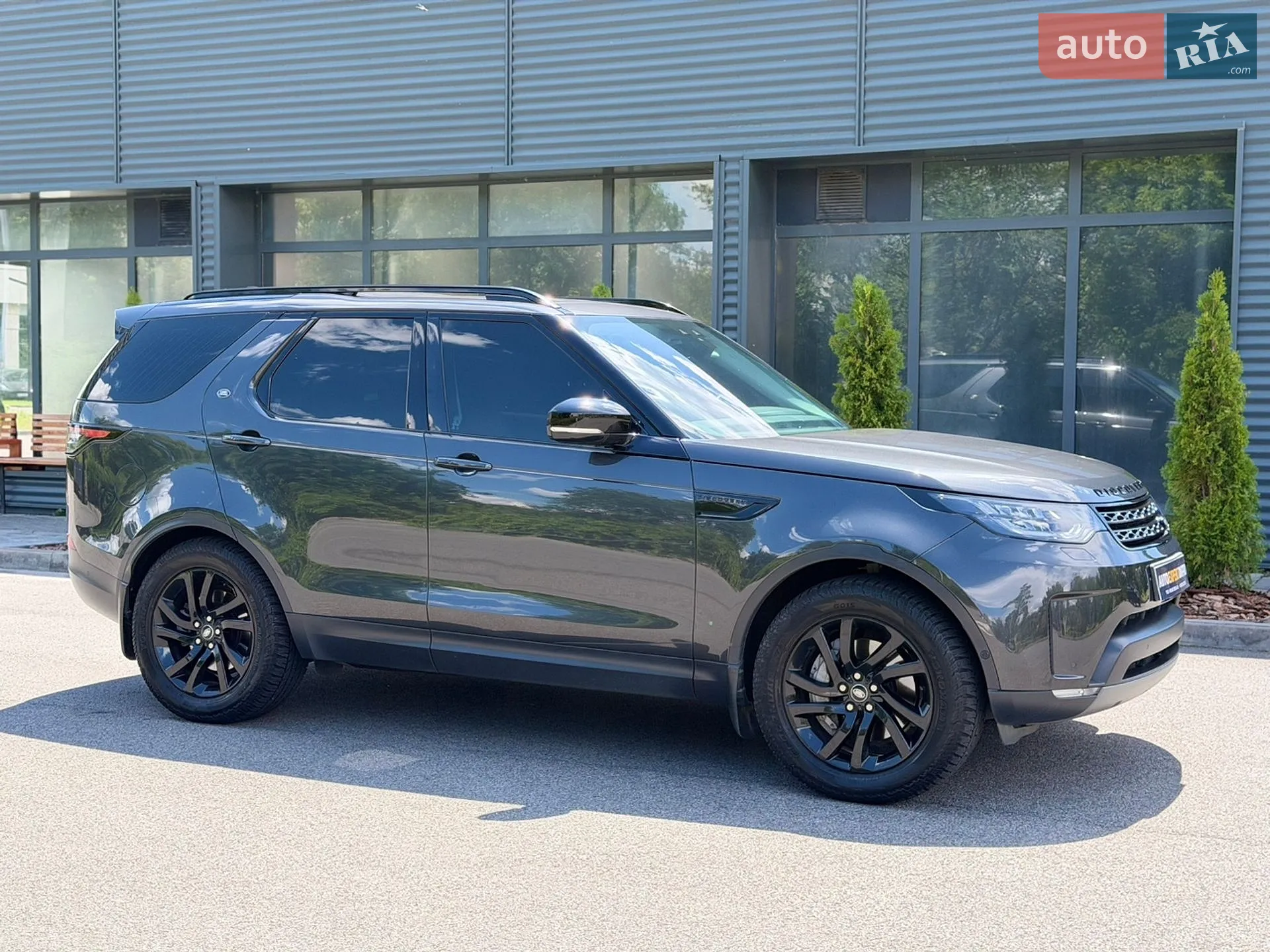 2020 Land Rover Discovery - мініатюра 11