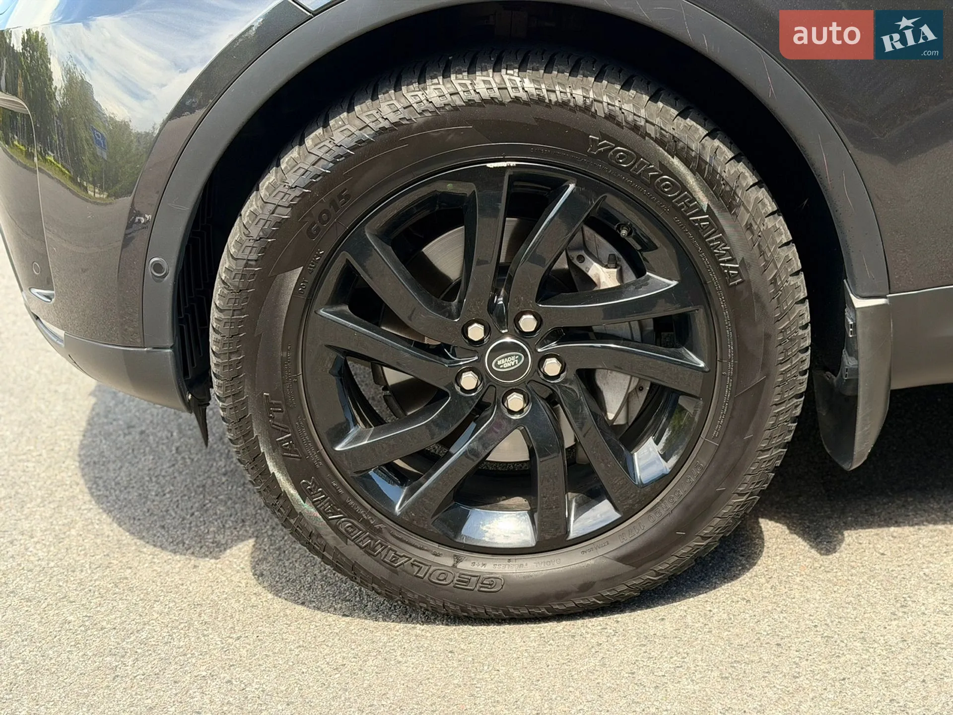 2020 Land Rover Discovery - мініатюра 17