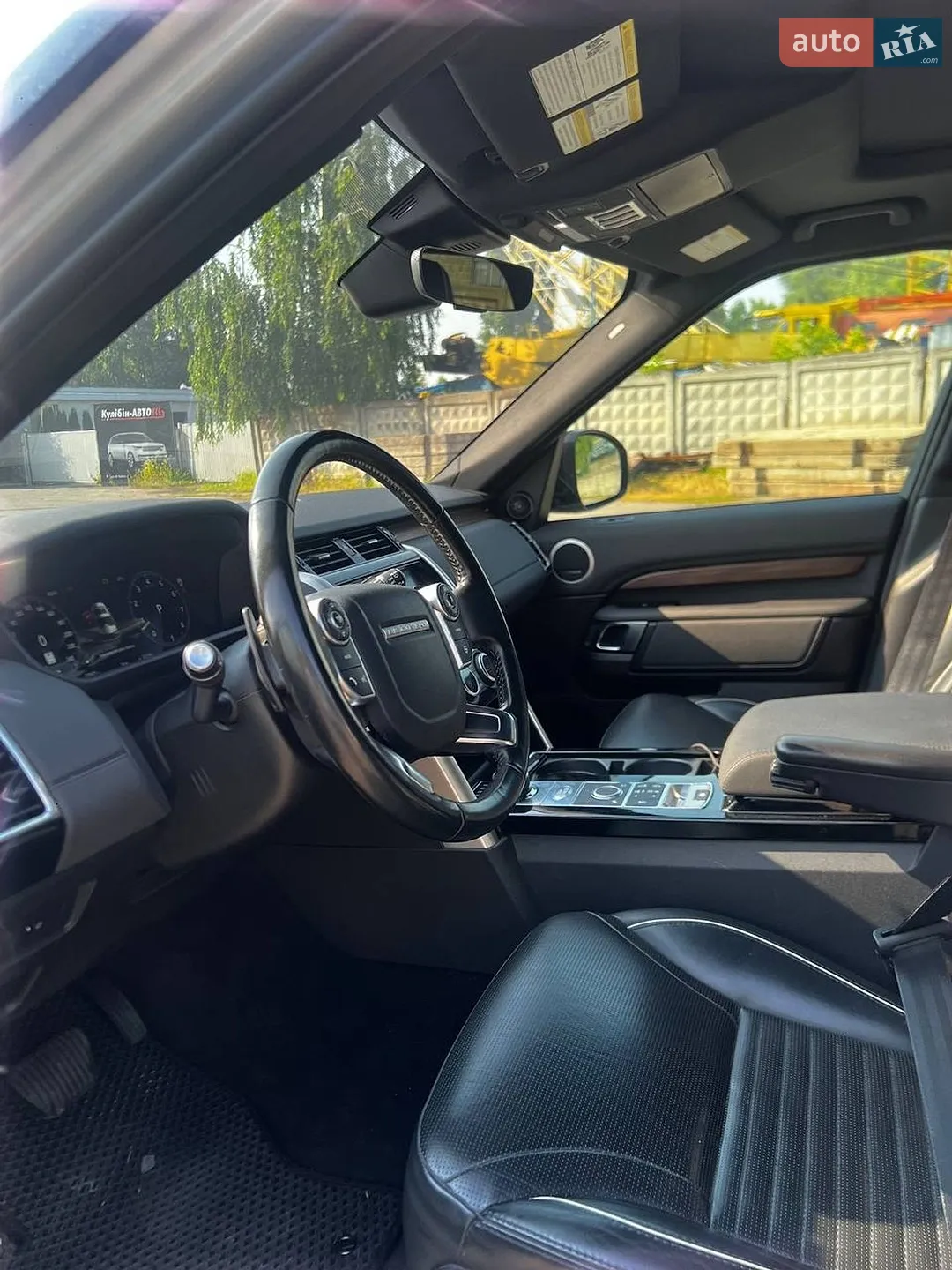 2018 Land Rover Discovery - фото 1