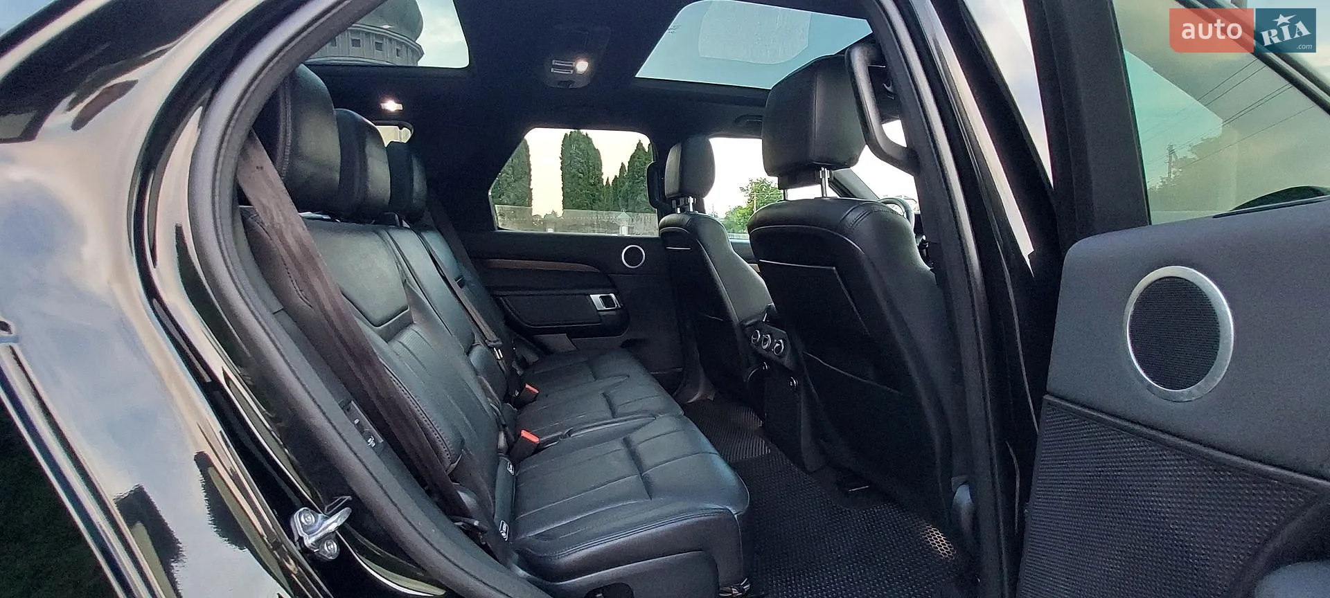2019 Land Rover Discovery - мініатюра 46