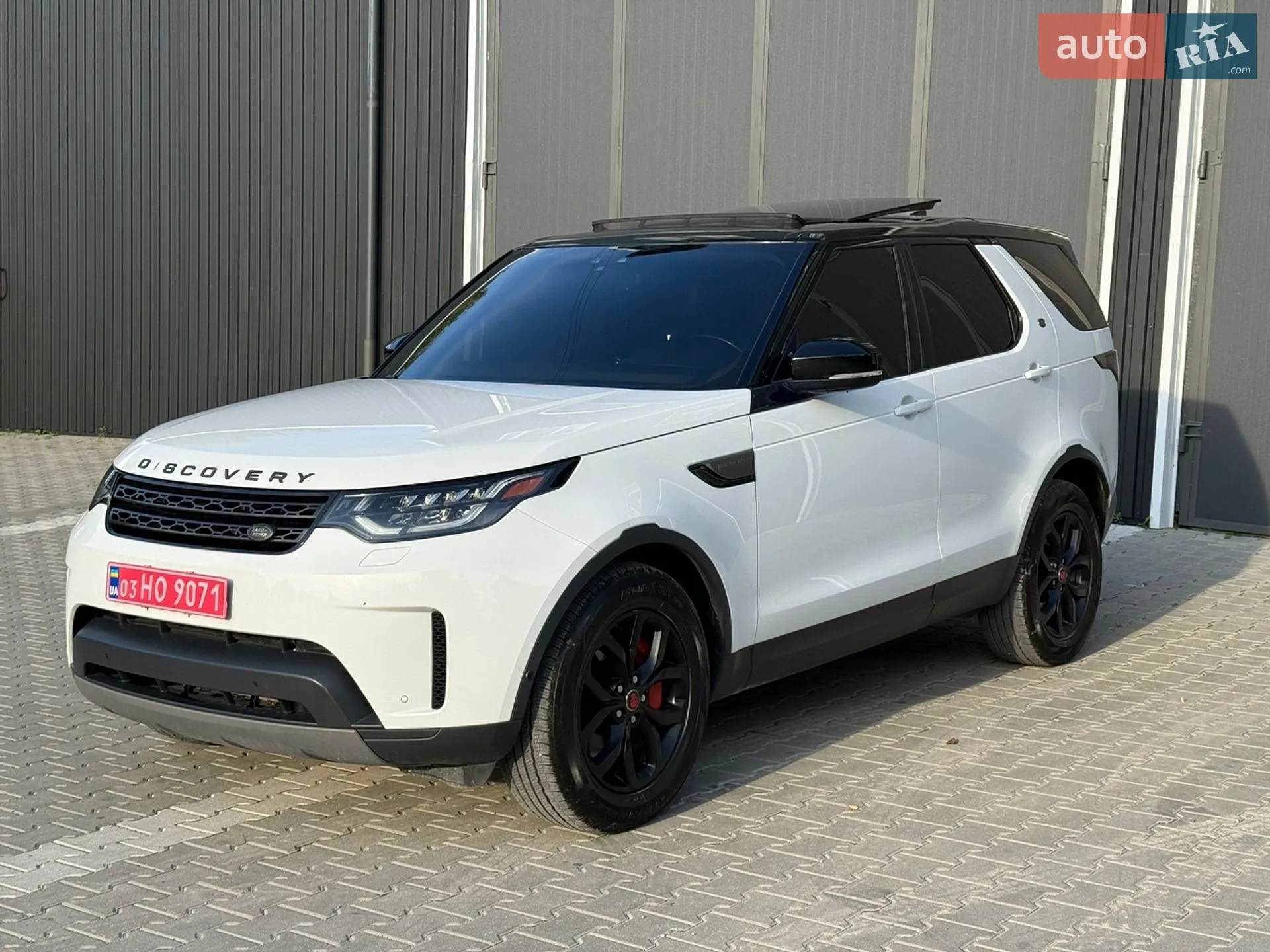 2019 Land Rover Discovery - мініатюра 3