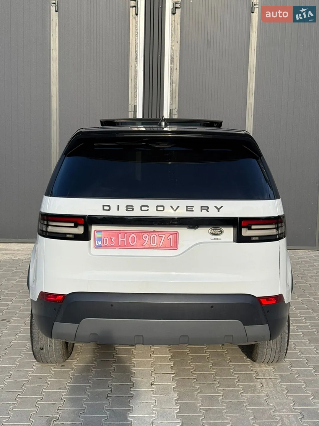 2019 Land Rover Discovery - мініатюра 10