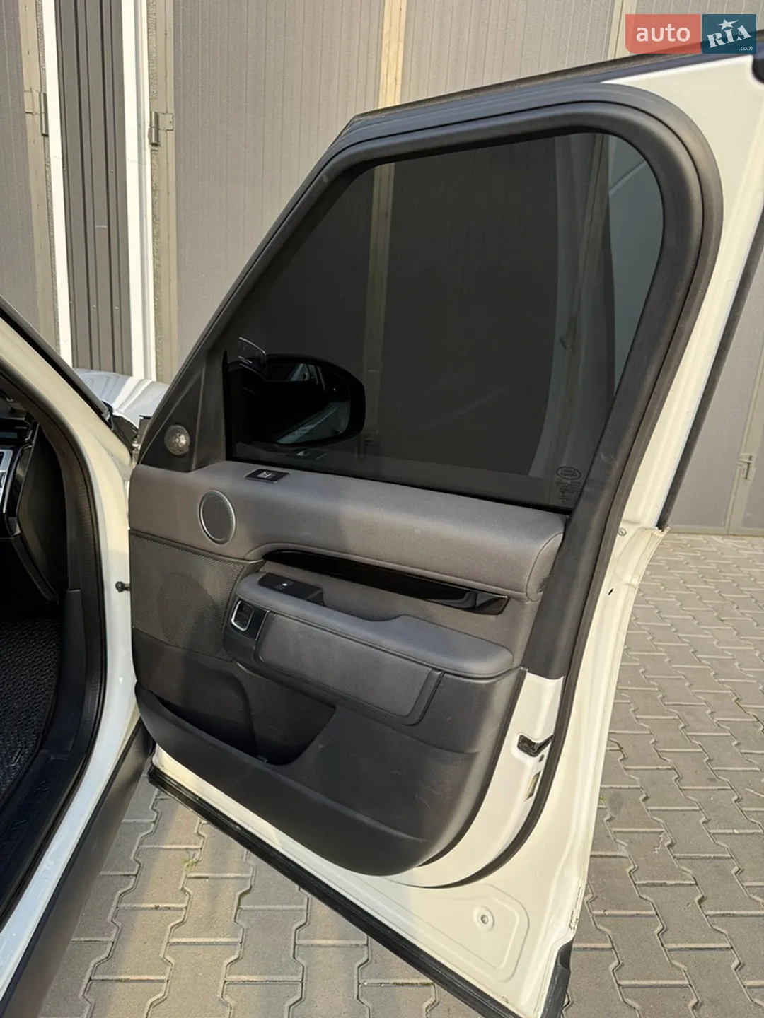 2019 Land Rover Discovery - мініатюра 22