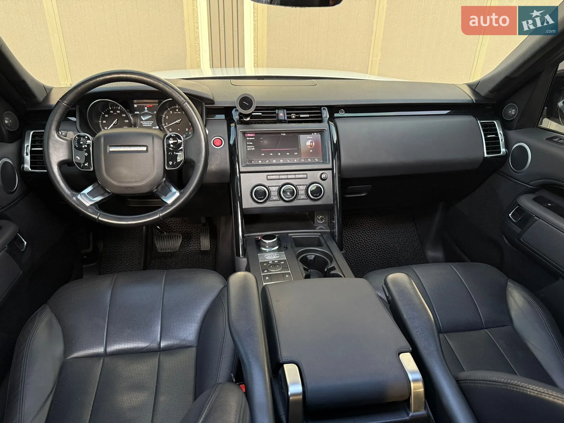 2019 Land Rover Discovery - мініатюра 31