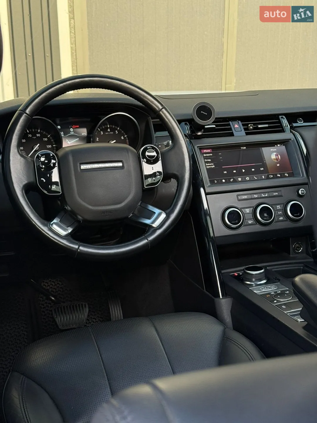 2019 Land Rover Discovery - мініатюра 32