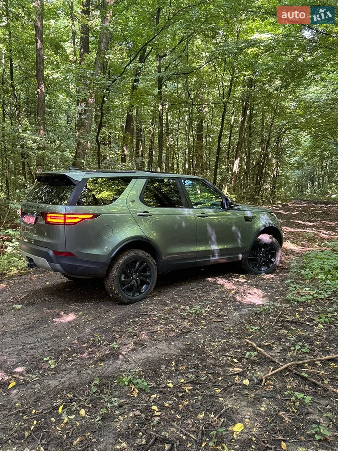 2017 Land Rover Discovery - мініатюра 13
