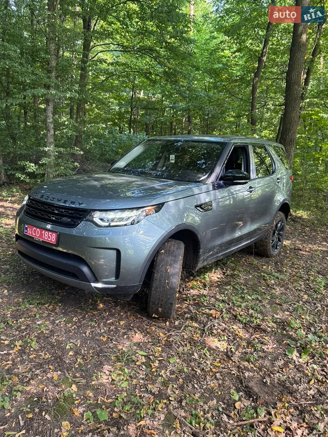 2017 Land Rover Discovery - мініатюра 18