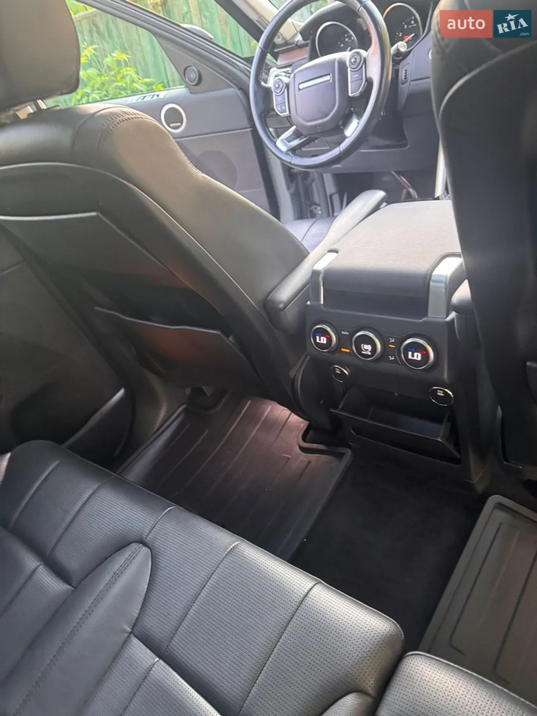 2017 Land Rover Discovery - мініатюра 45