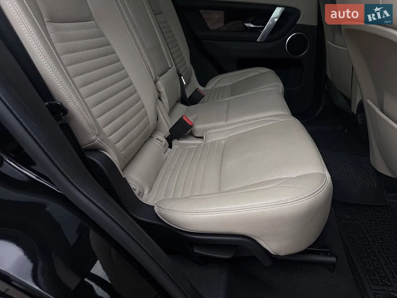 2020 Land Rover Discovery Sport - мініатюра 10