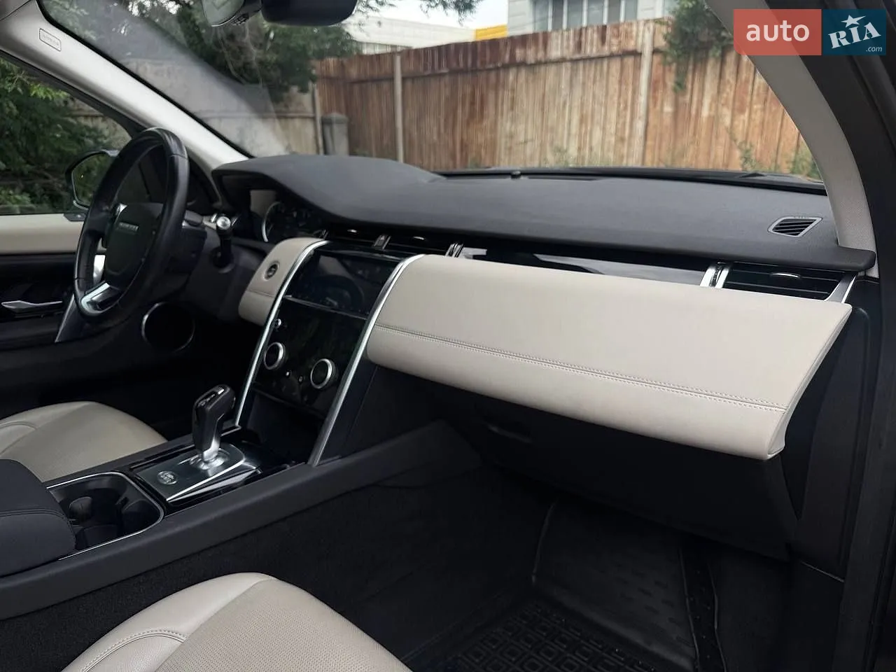 2020 Land Rover Discovery Sport - мініатюра 14