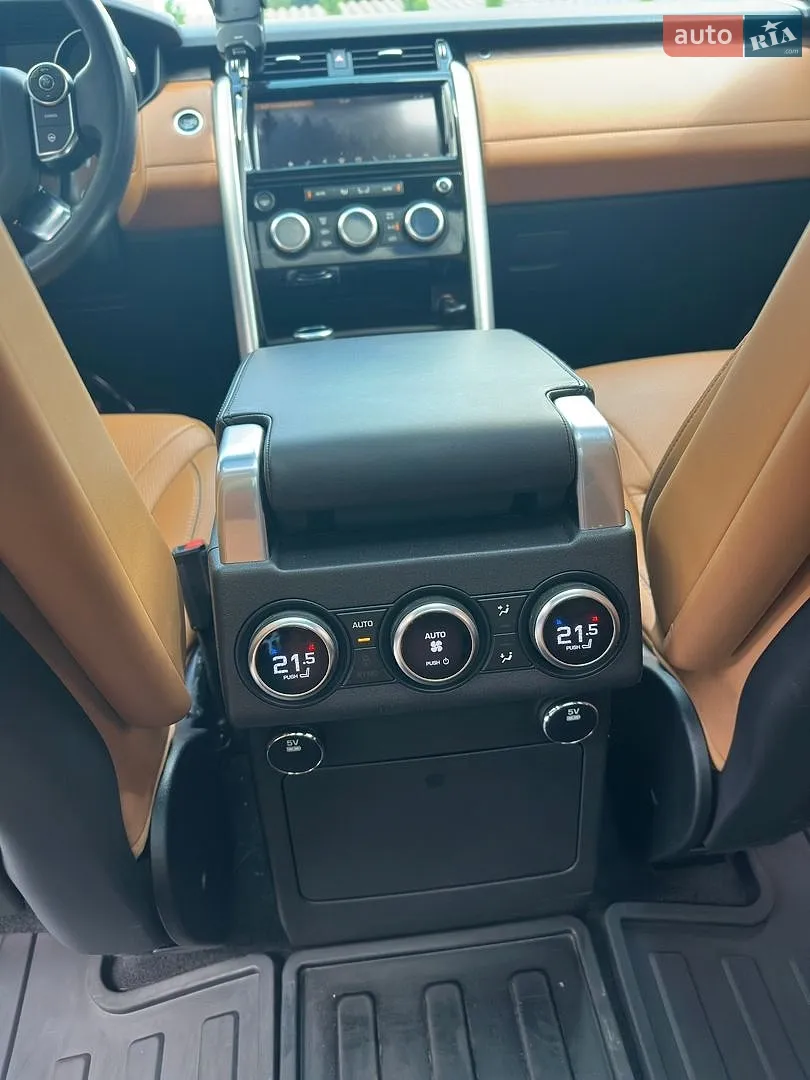 2017 Land Rover Discovery - мініатюра 19